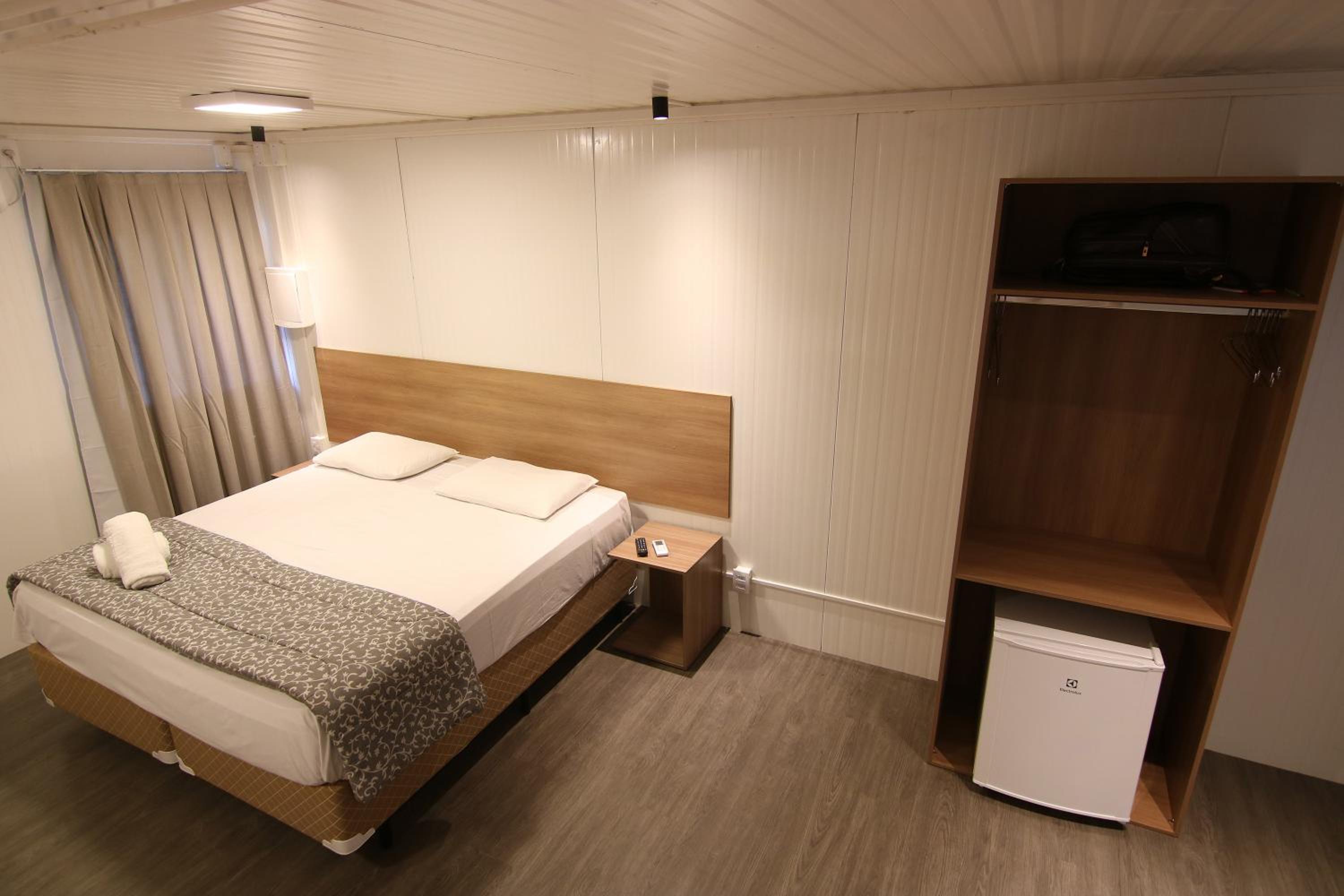 Quadruple Room with Lake View photo 1