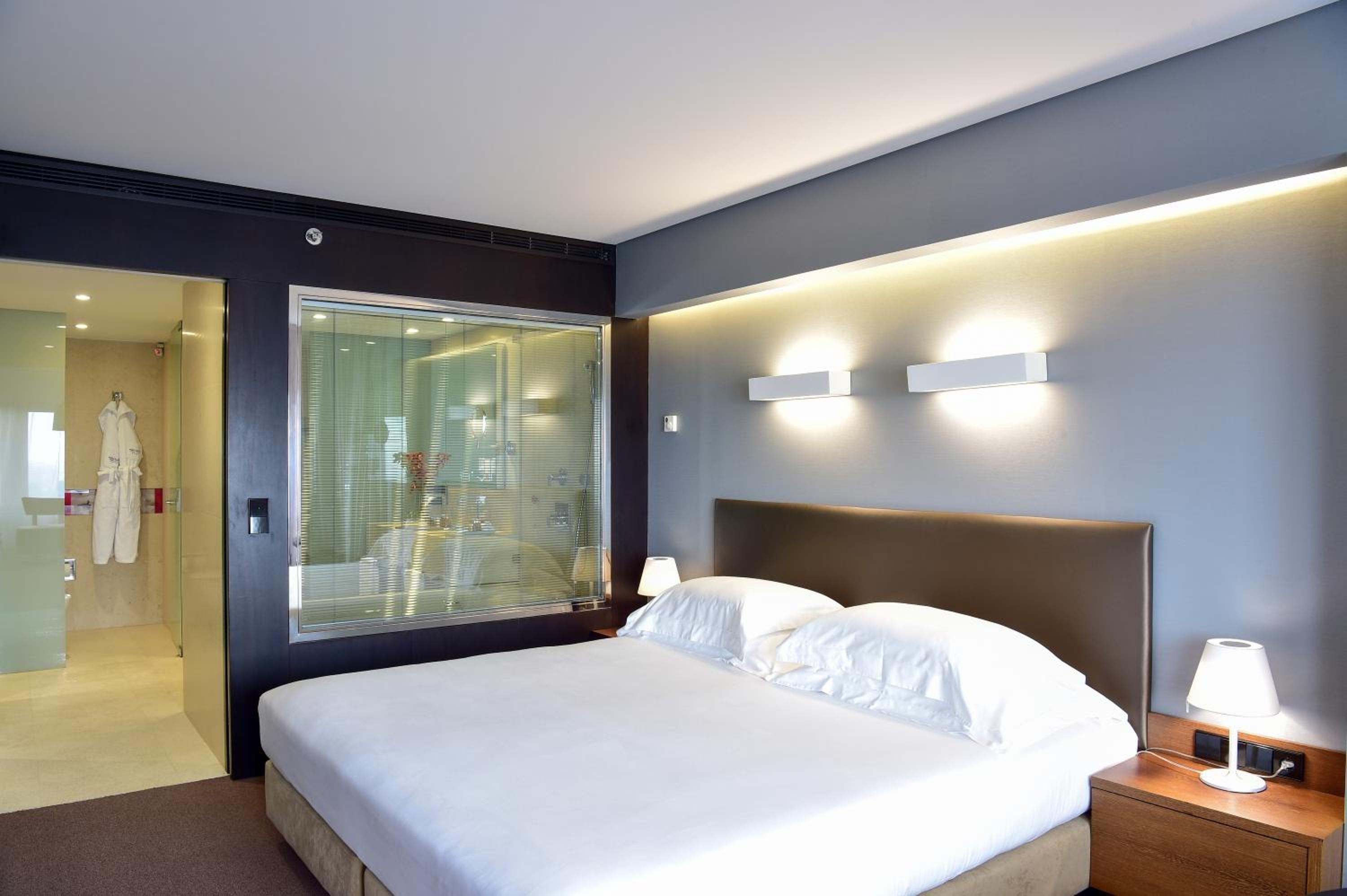 Superior Suite - Photo 1