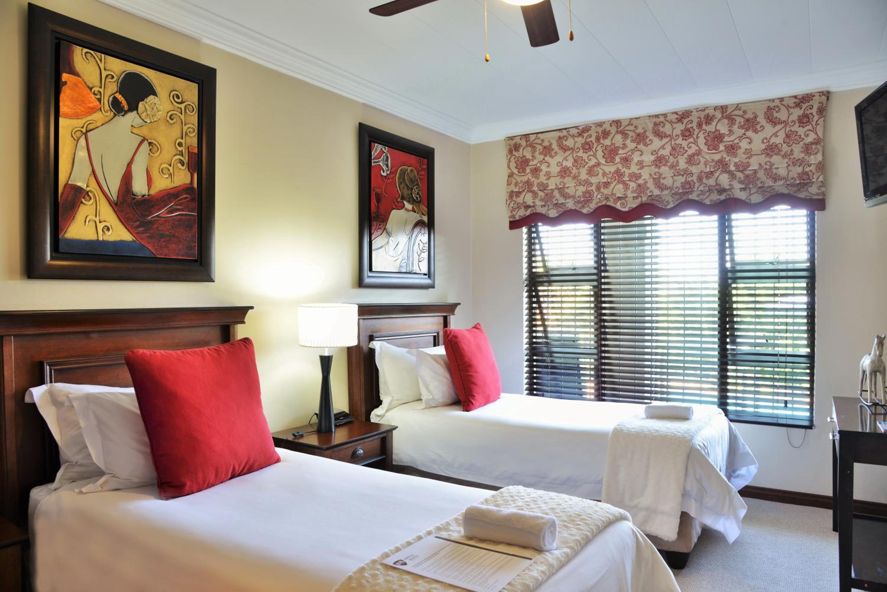 Family Suite - Photo 1