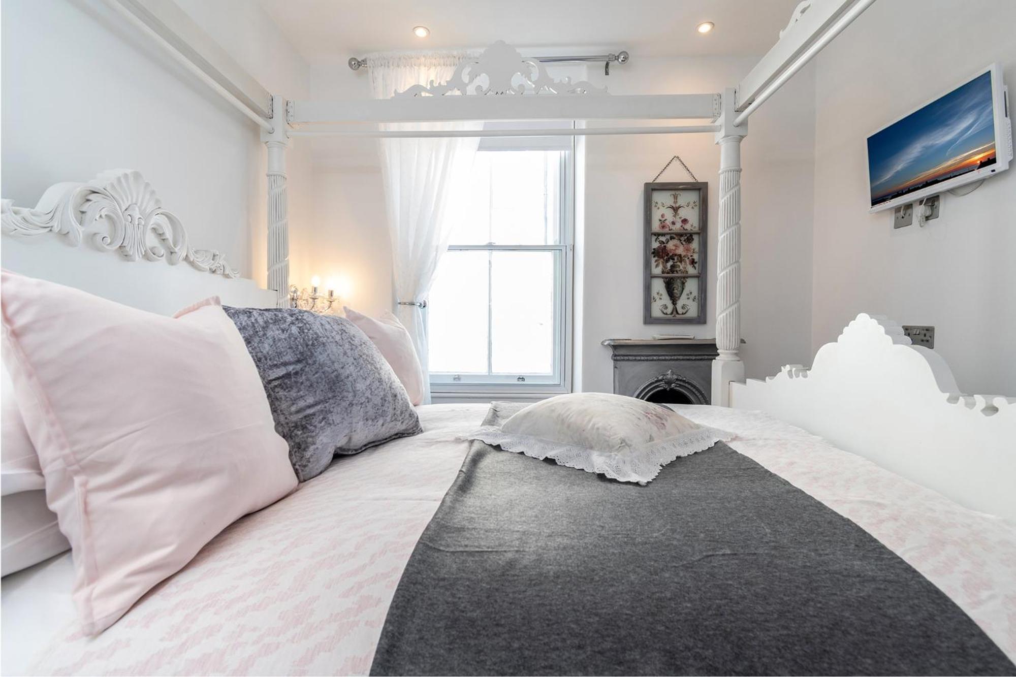 Superior King Room photo 3