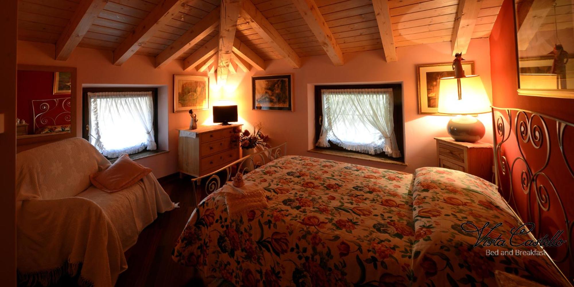 Deluxe Double Room with Castle View