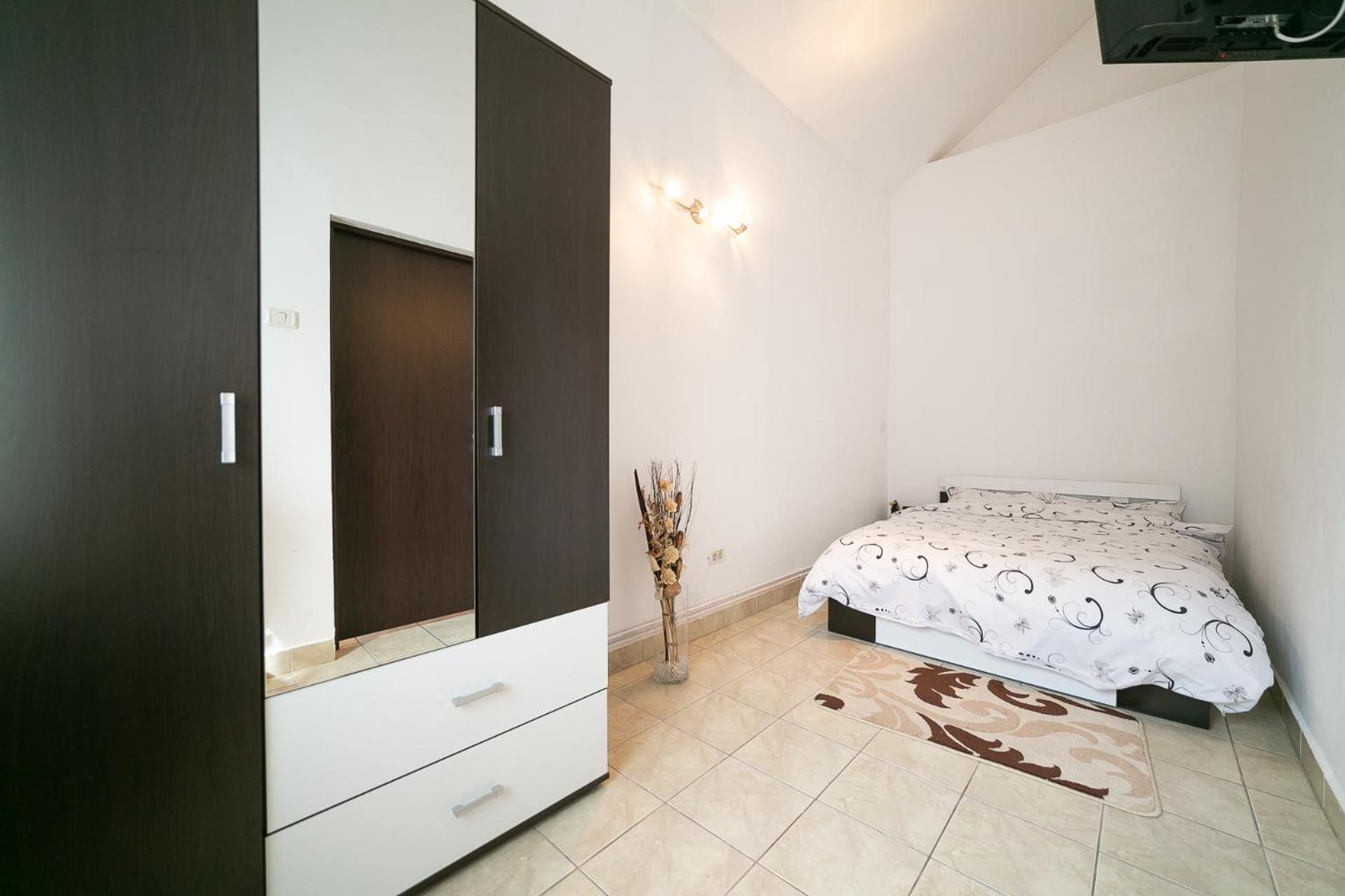 Apartment - Ground Floor - Photo 10