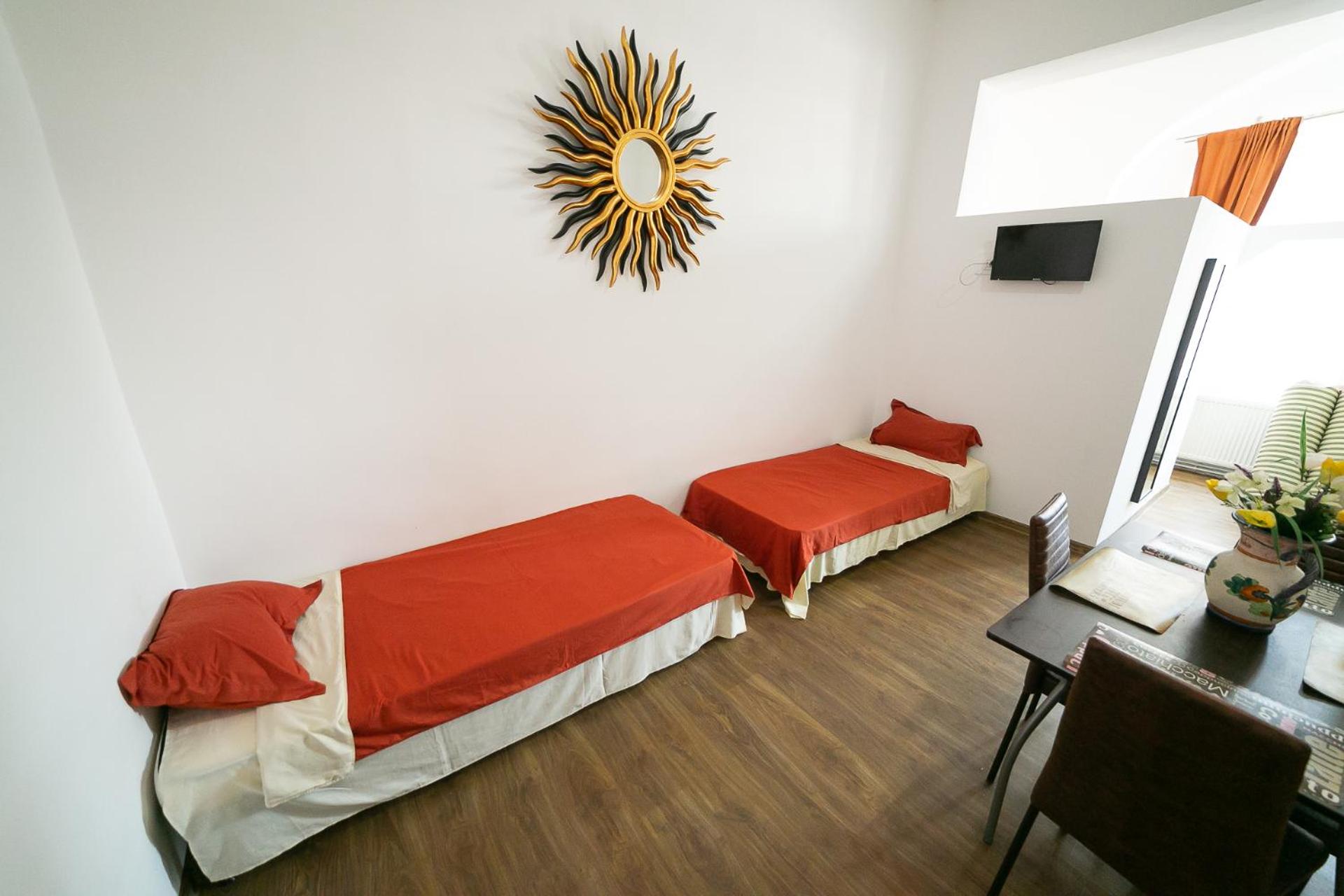 Apartment photo 1