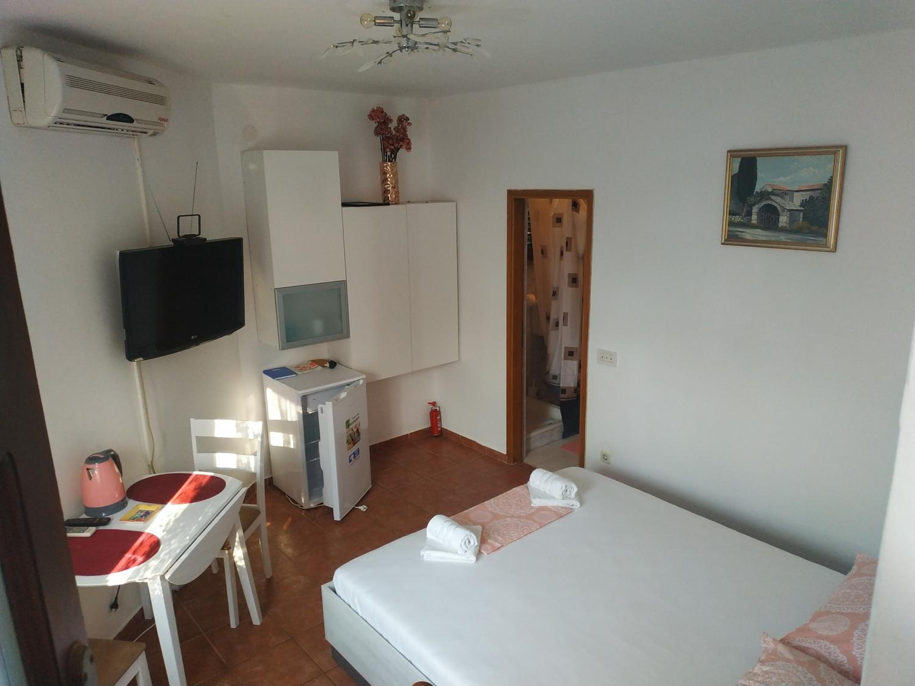 Double Room with Balcony photo 1