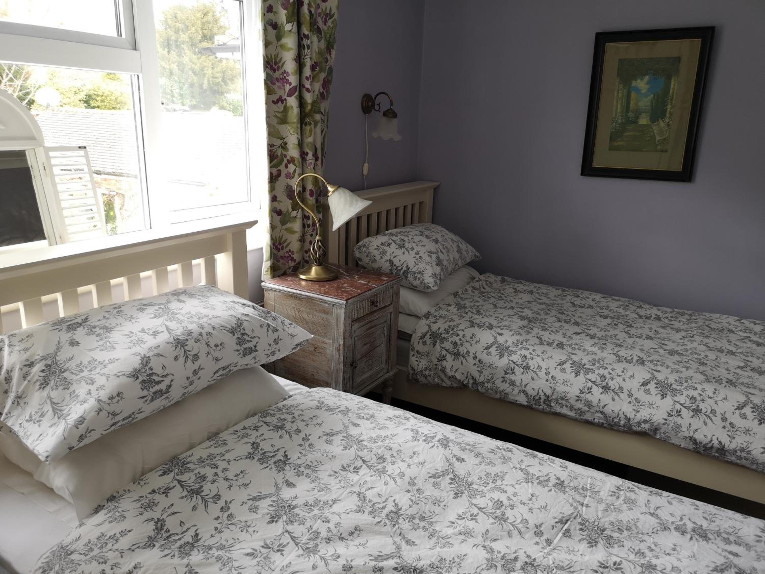 Standard Twin Room with Garden View photo 2