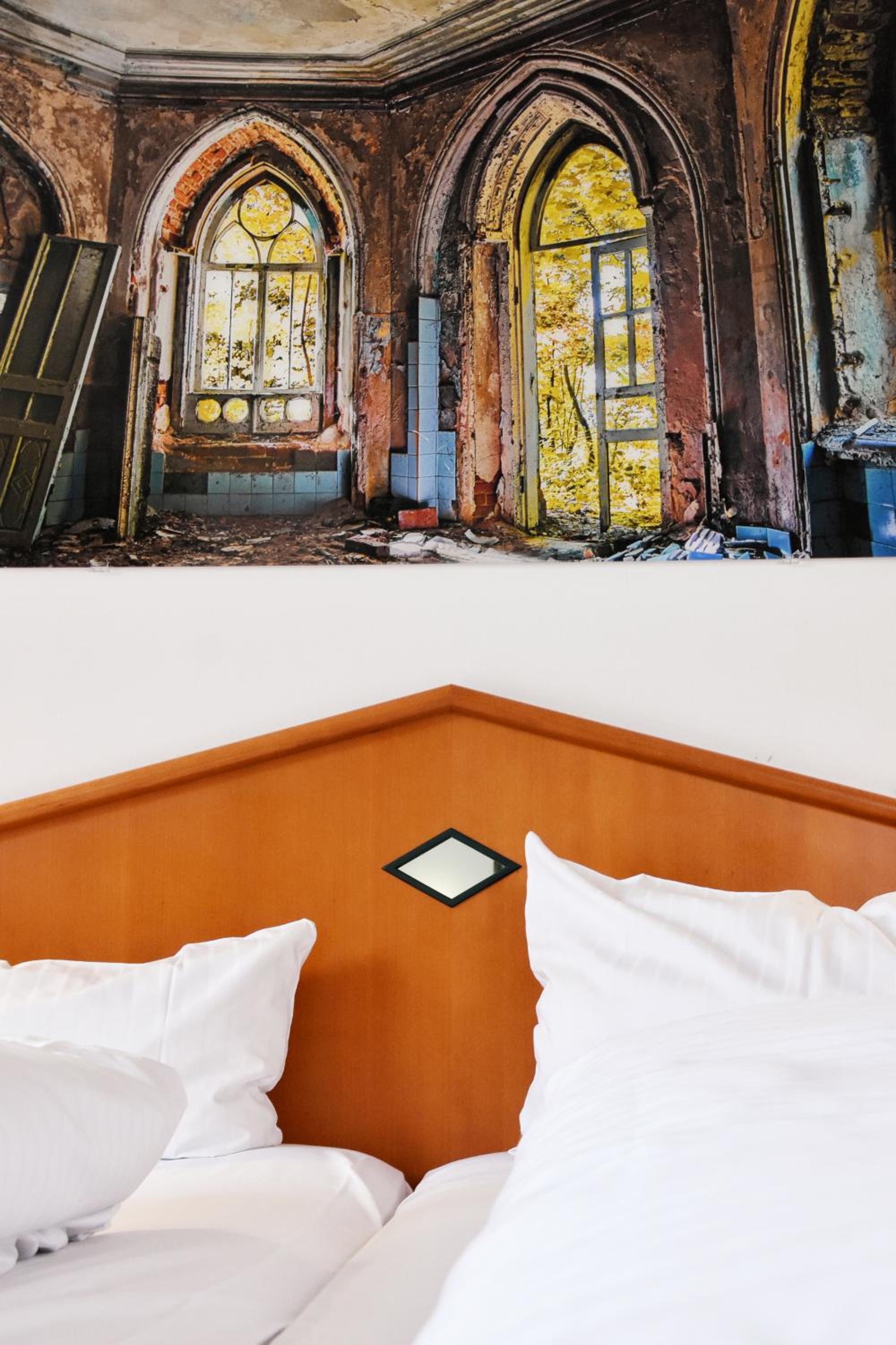 Business Double Room - Photo 7