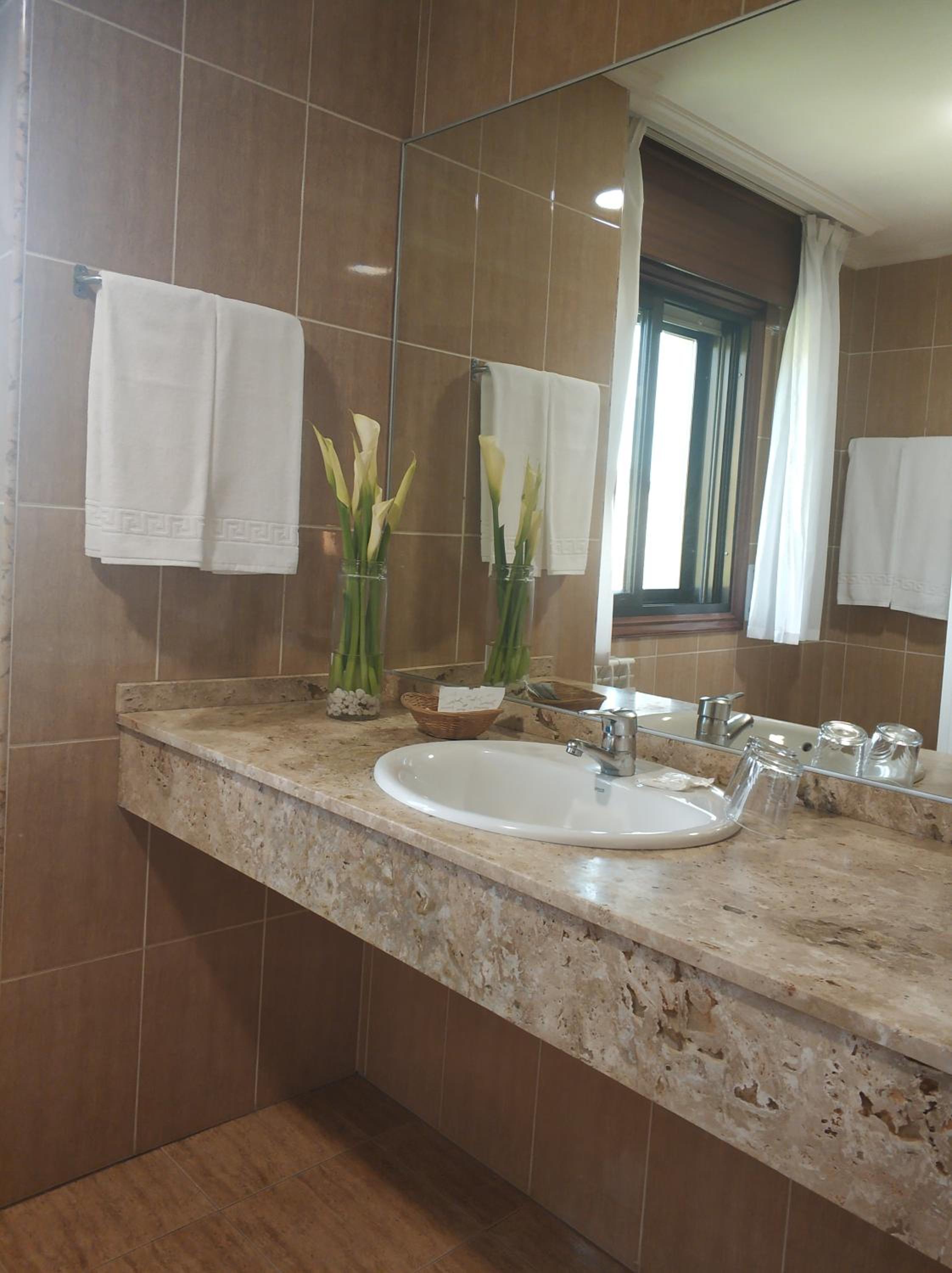 Superior Double or Twin Room photo 3