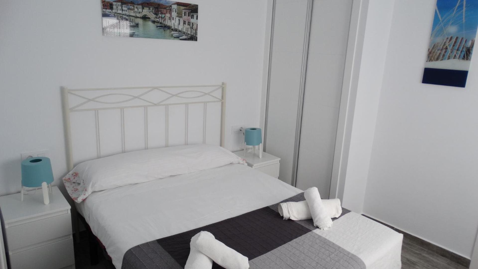 Apartment with Balcony photo 2