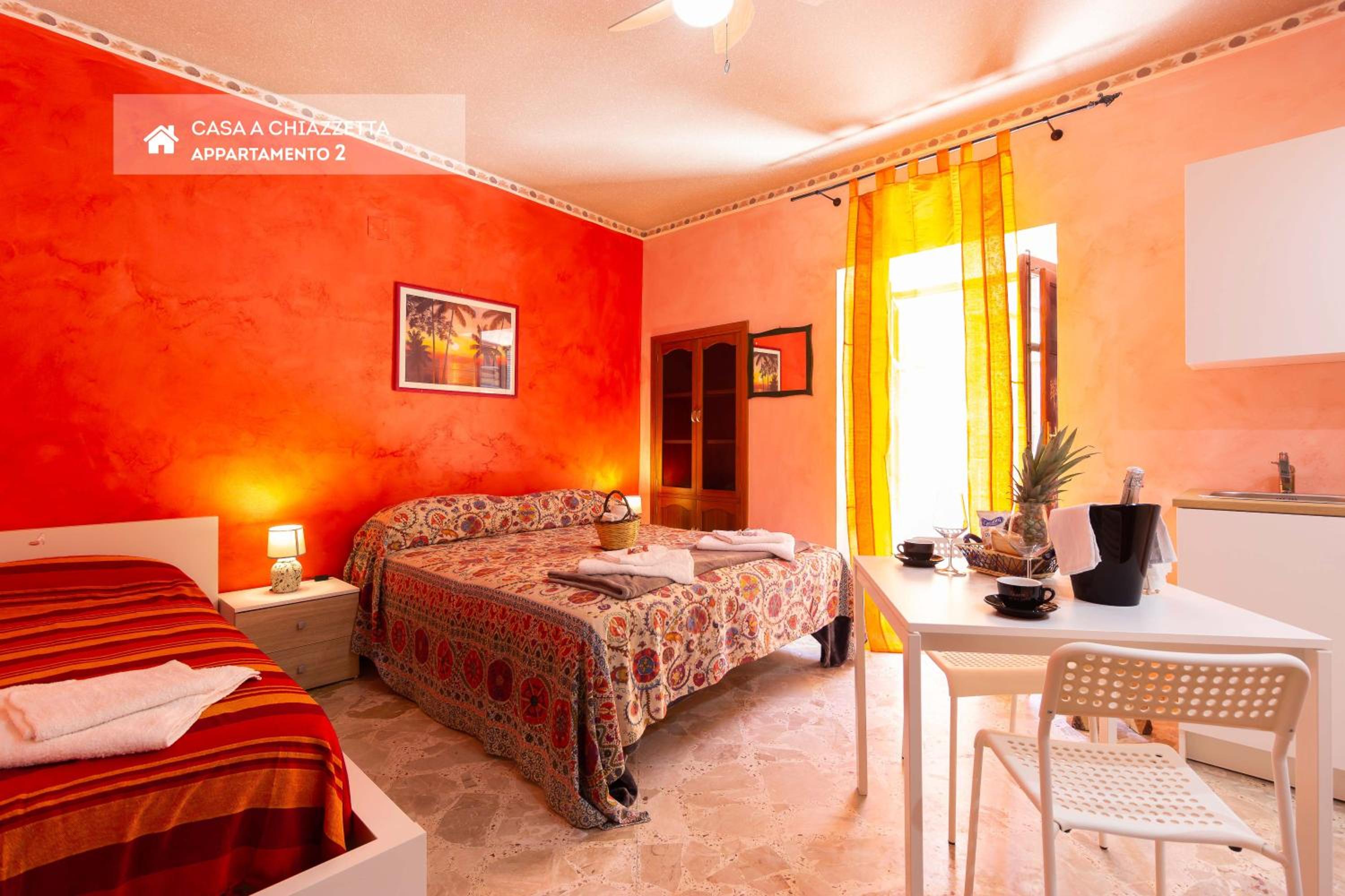 Large Double Room - Photo 8