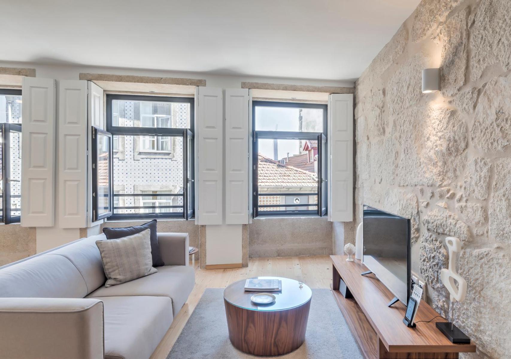 Superior Apartment with City View photo 2