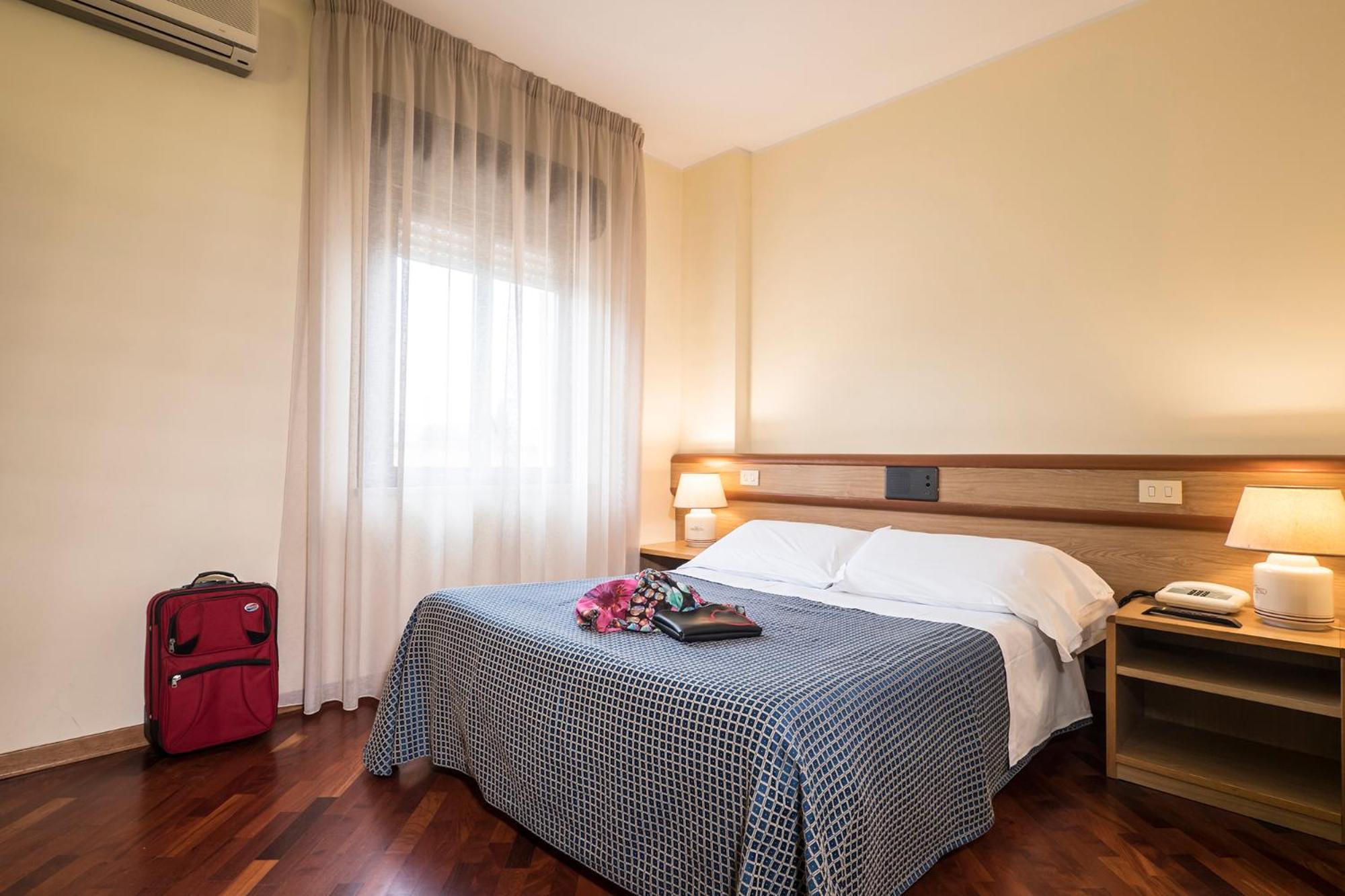 Economy Double or Twin Room - Photo 3