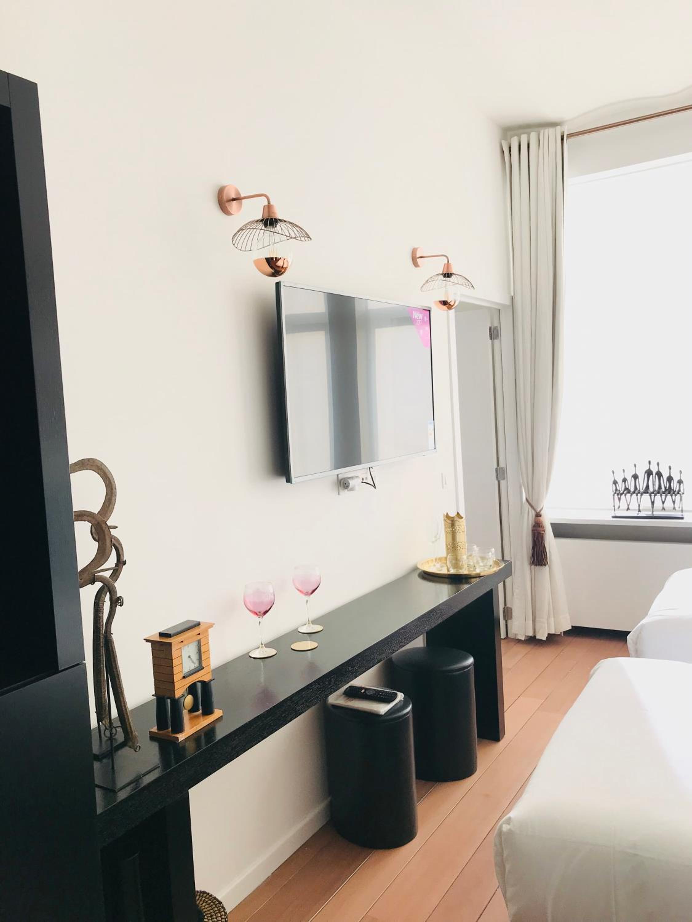 Double or Twin Room with Private Bathroom - Photo 34