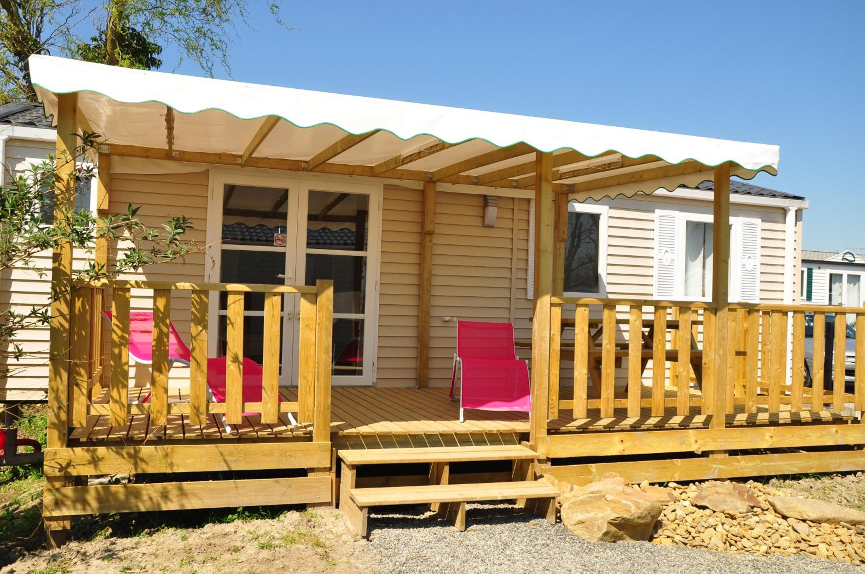 Mobile Home photo 1