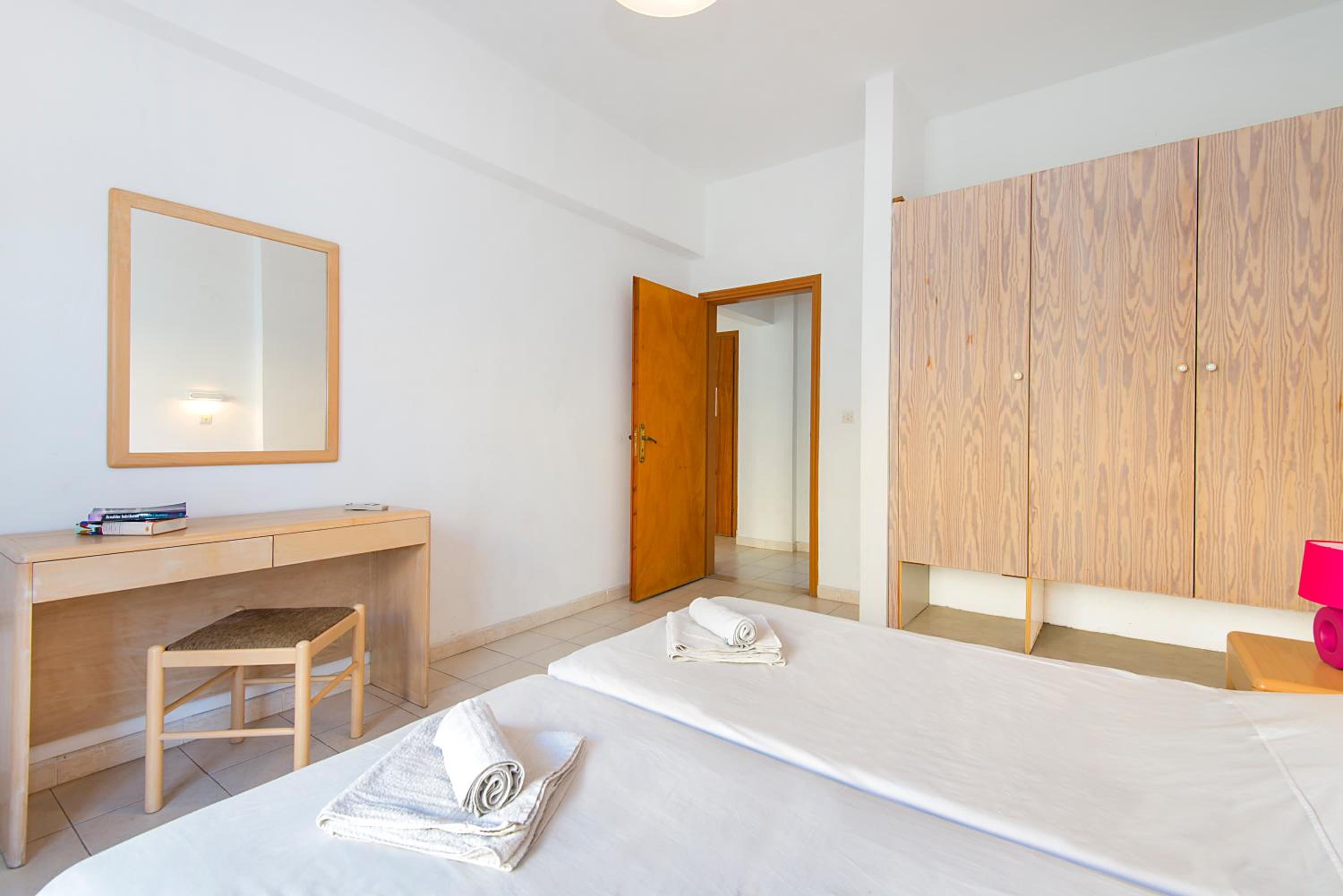 Apartment (4 Adults) - Photo 6
