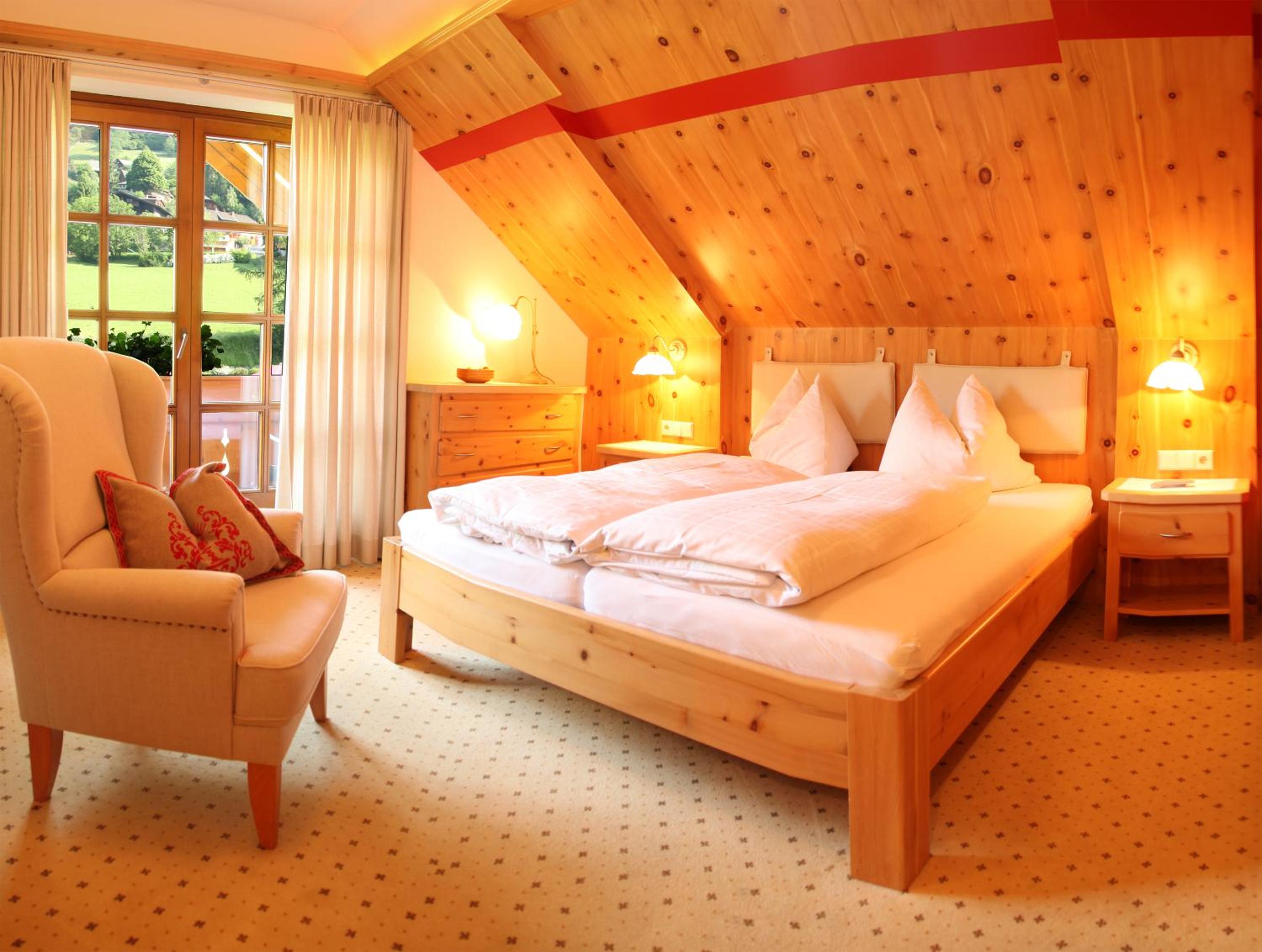 One-Bedroom Apartment with Balcony photo 2