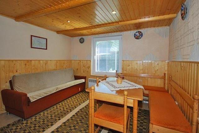 One-Bedroom House photo 3