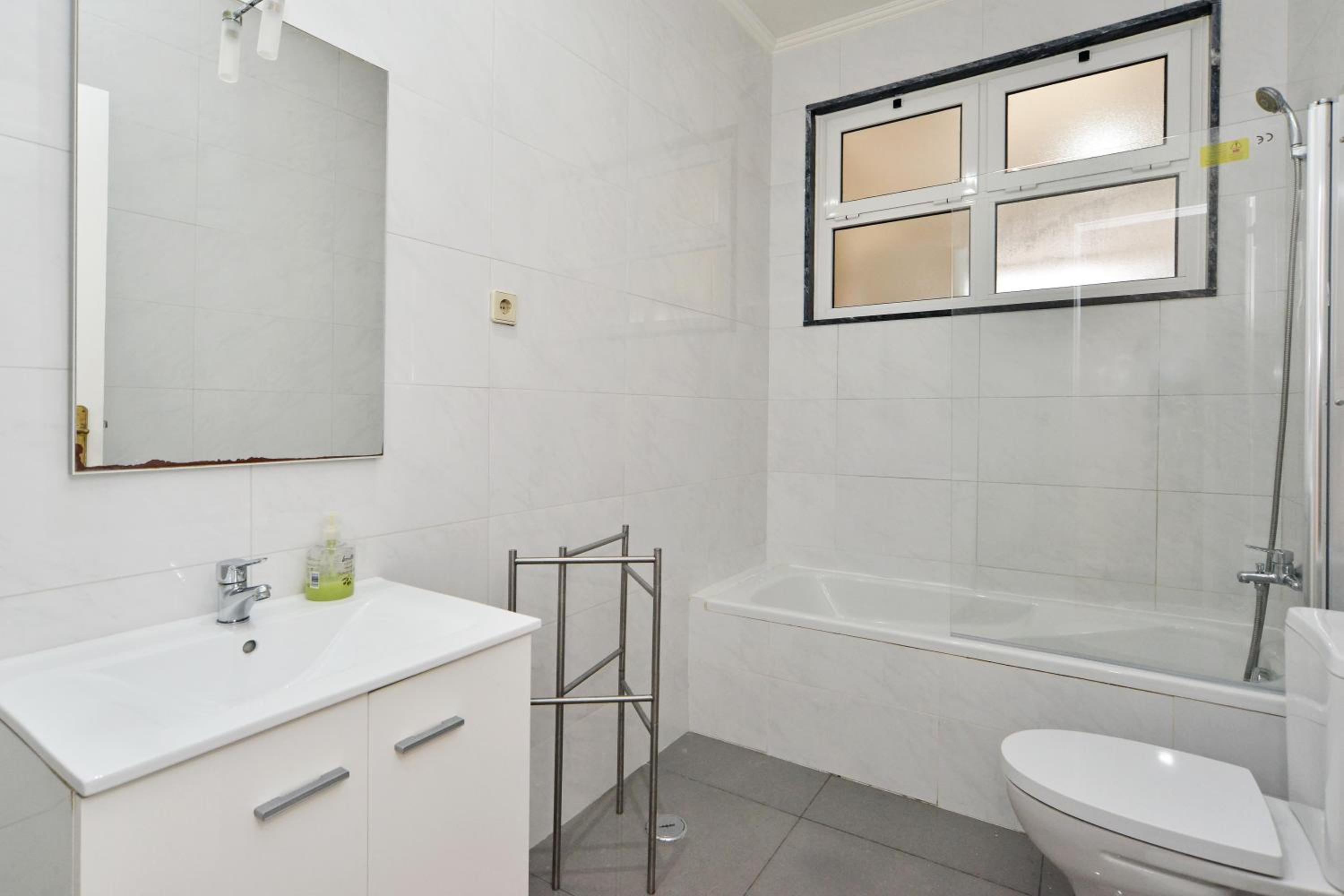 Double Room - Photo 4