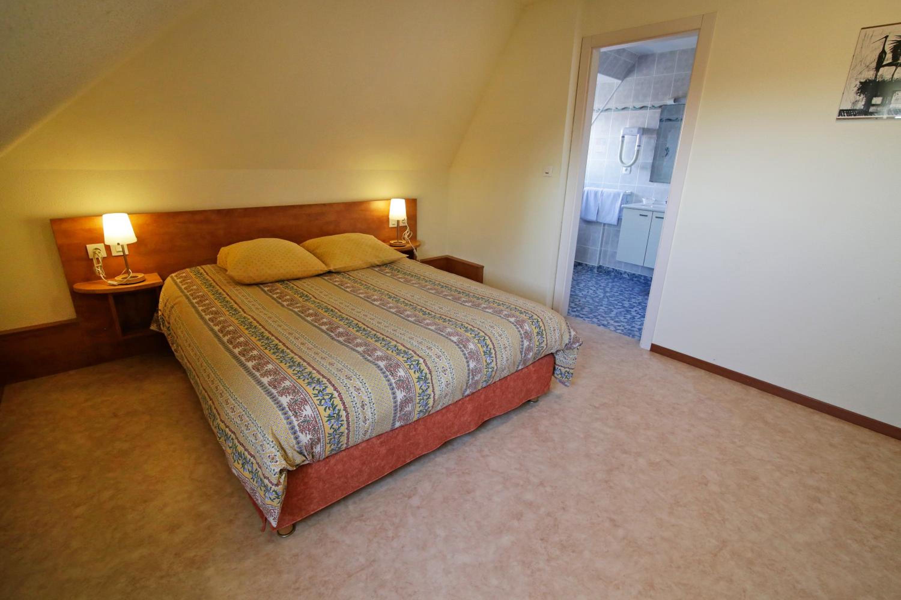 Double Room with Private Bathroom photo 1