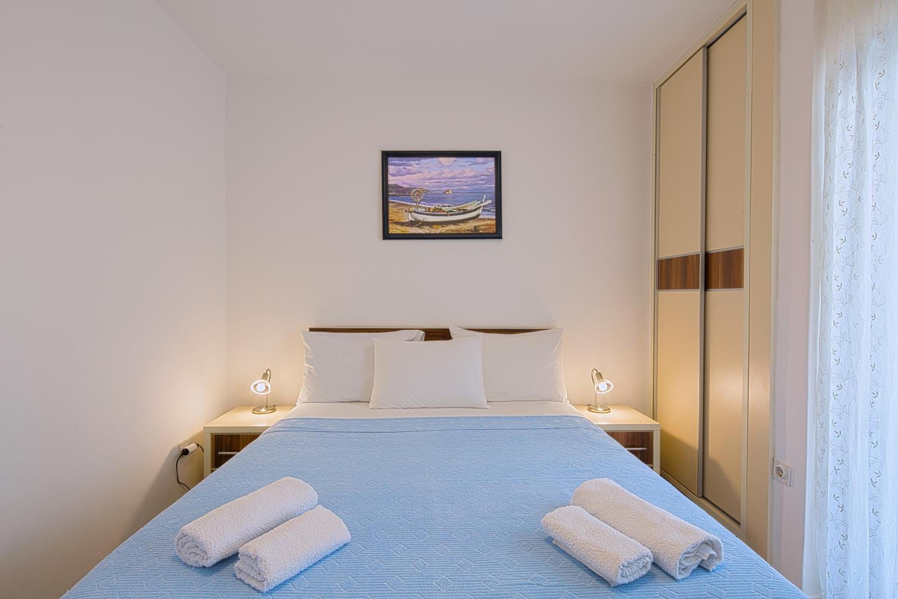 Double Room with Balcony photo 3