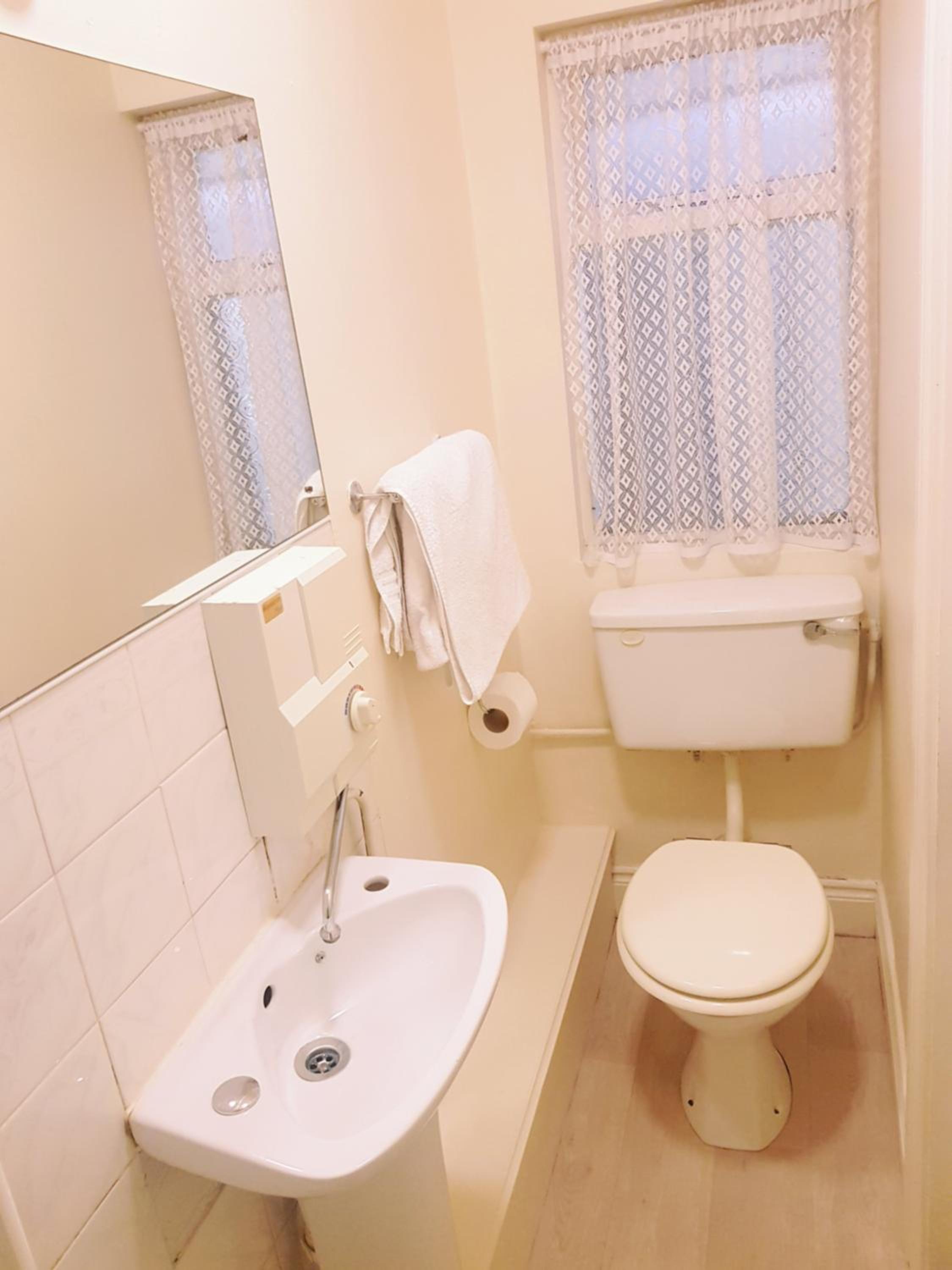Triple Room with Shower - Photo 5