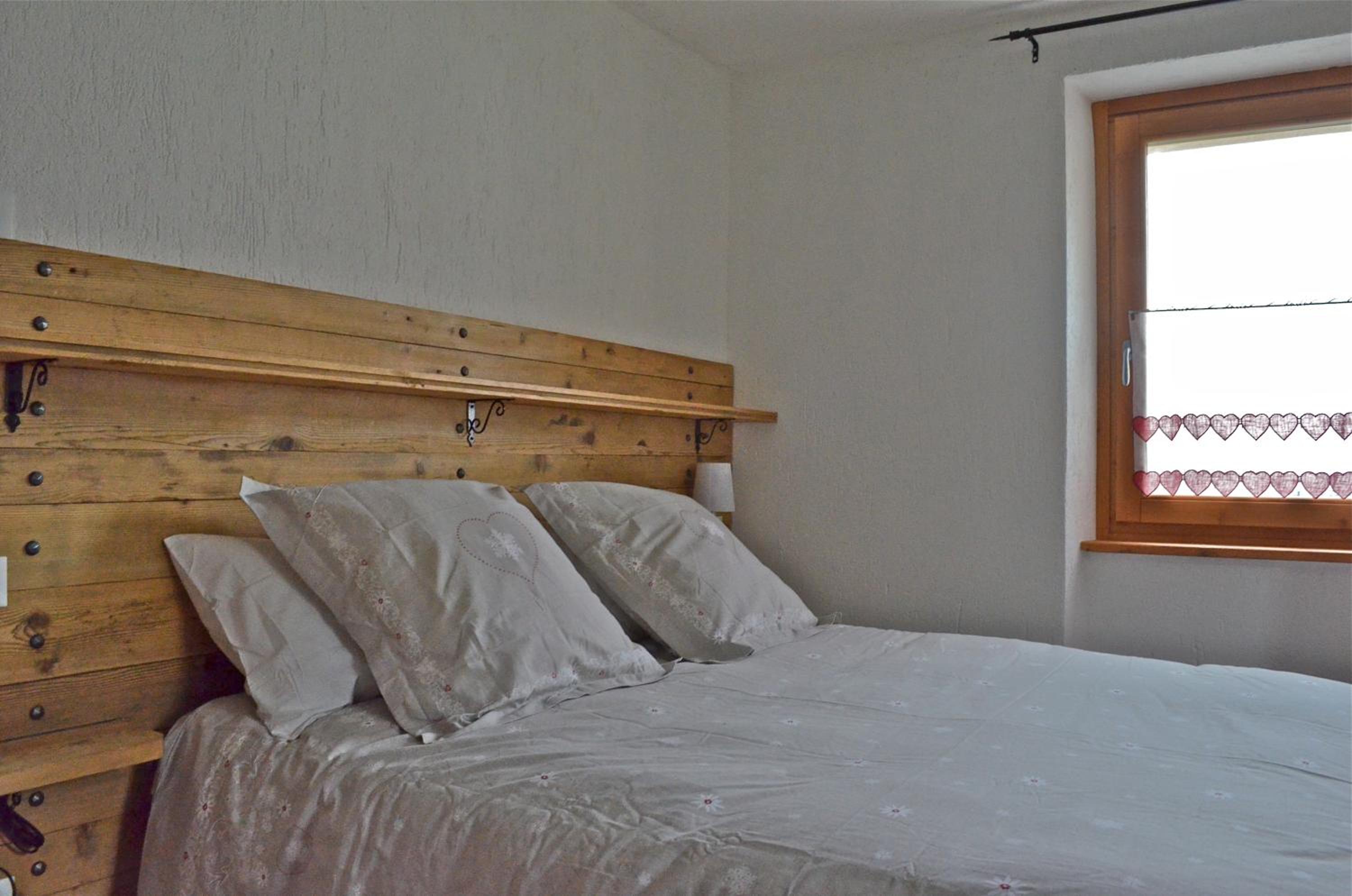 Two-Bedroom Apartment photo 2