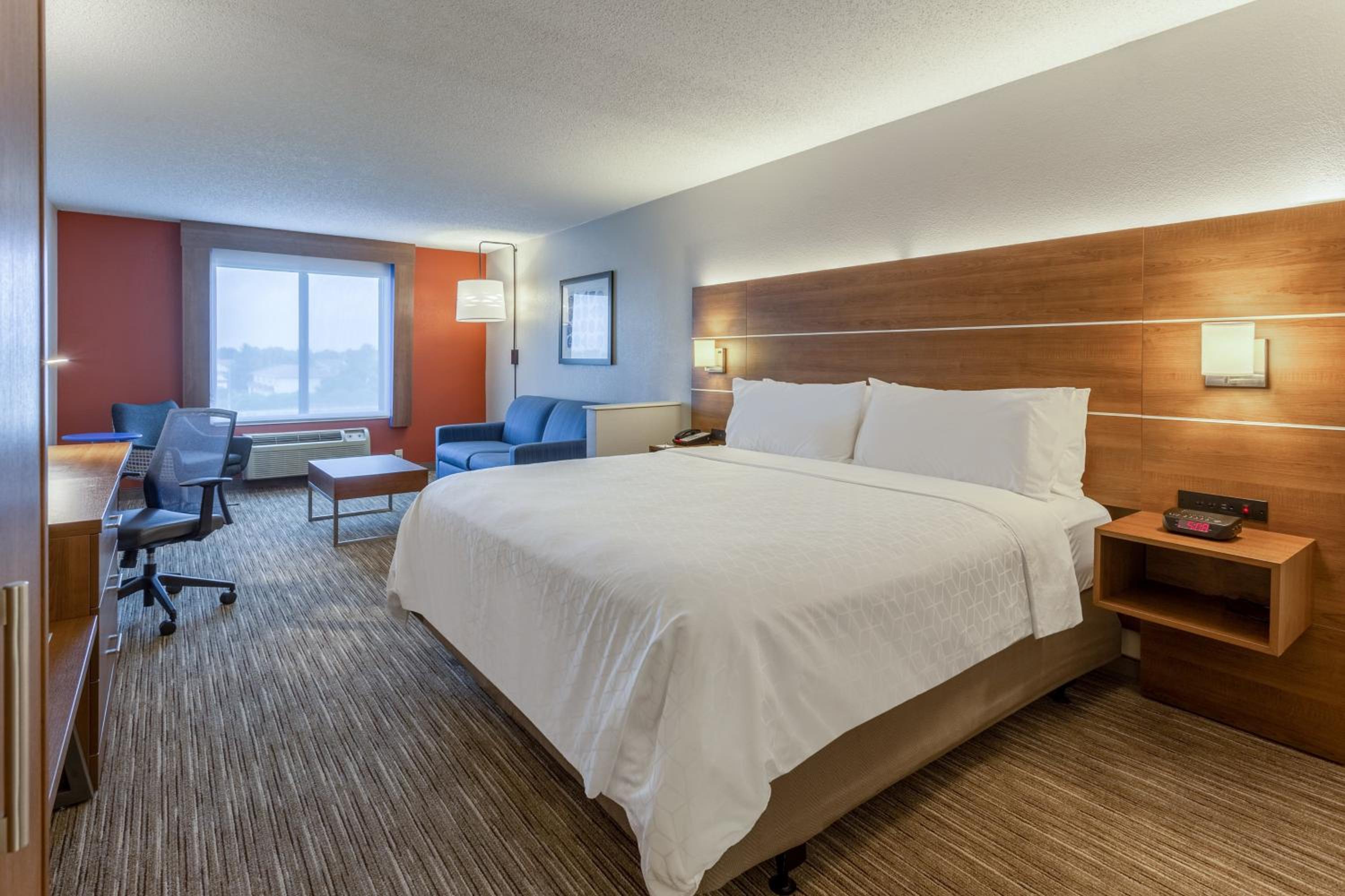 King Suite with Sofa Bed