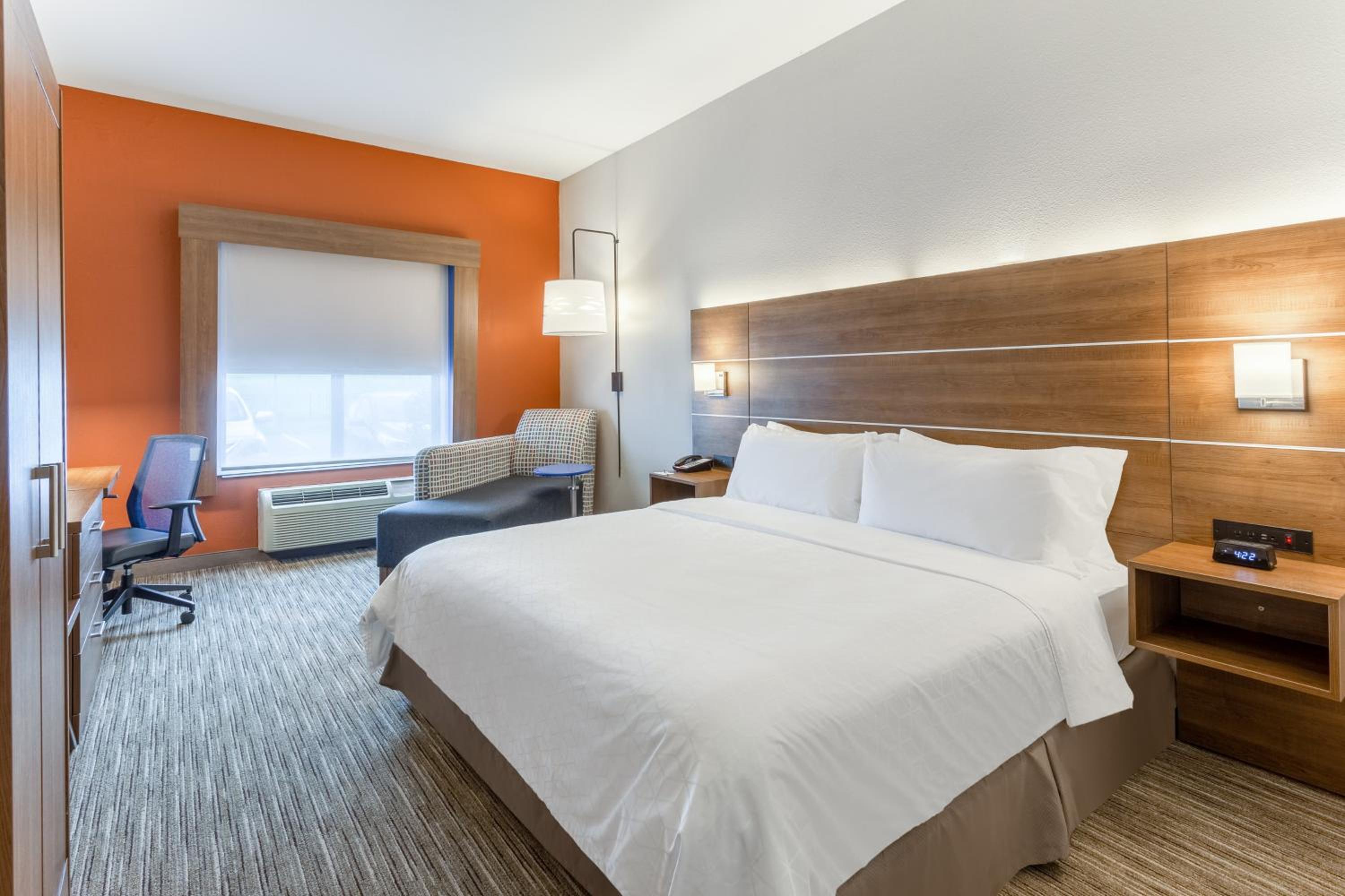 Standard King Room