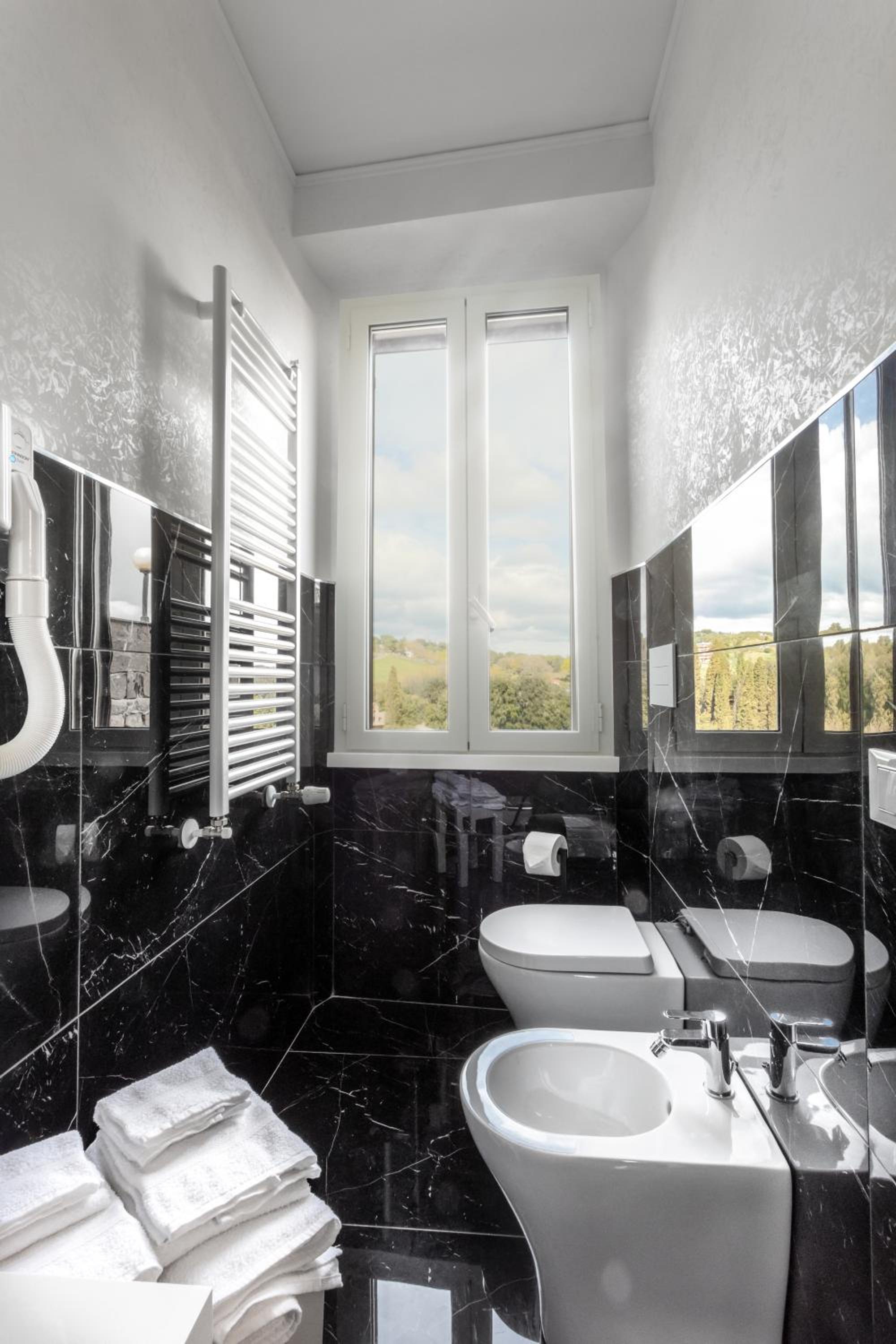 Deluxe Double Room - Photo 6