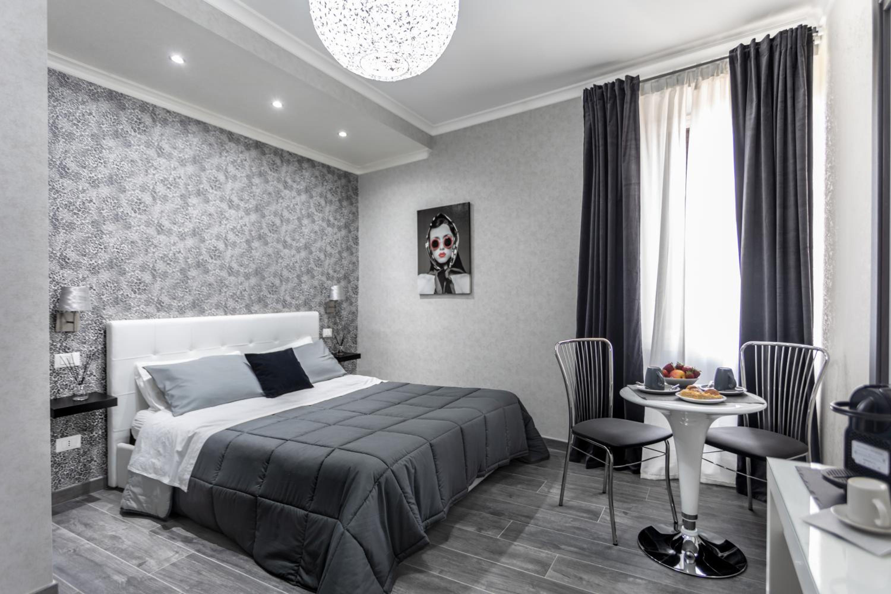 Deluxe Double Room photo 2