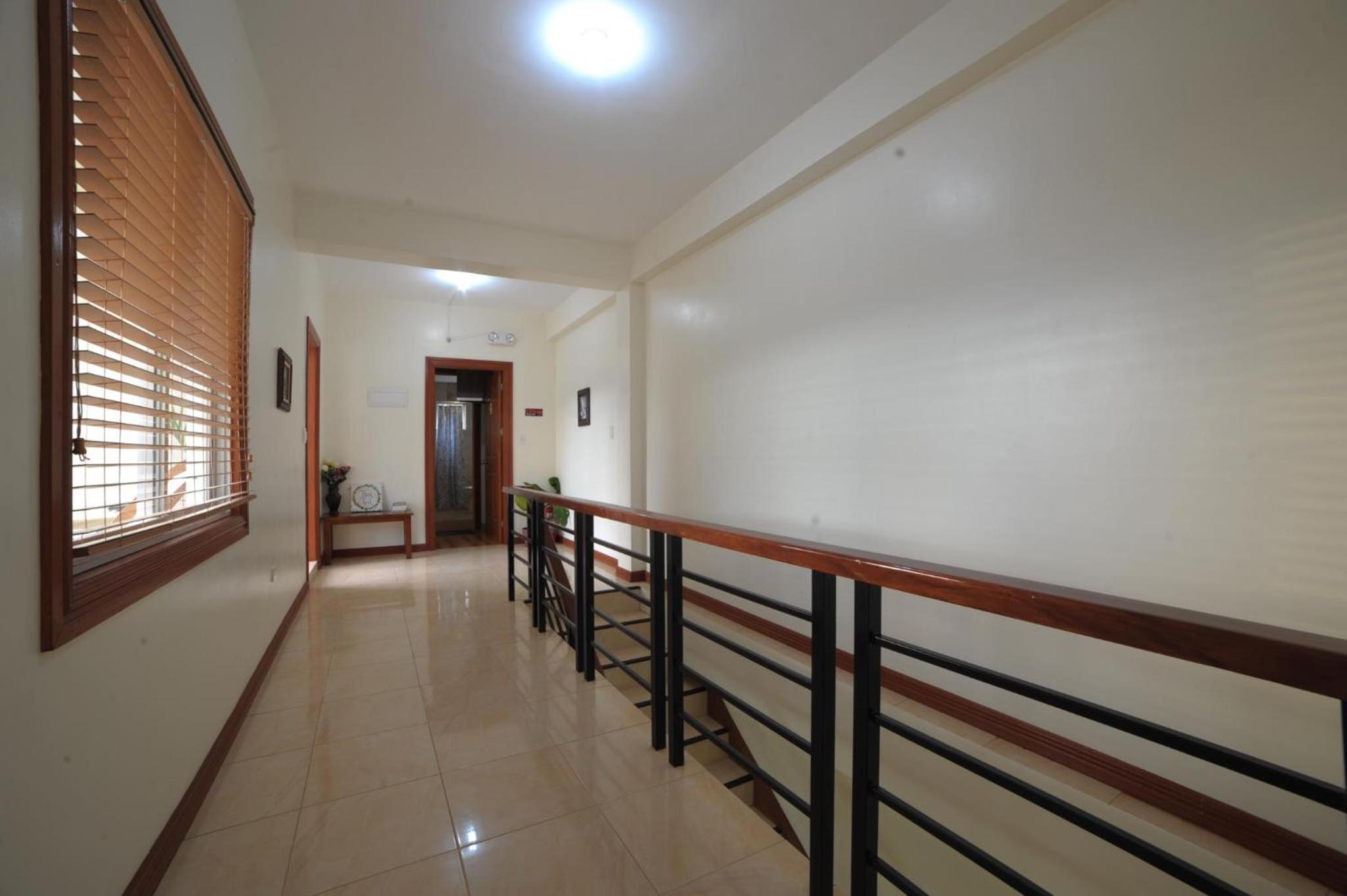 Triple Room with Private Bathroom photo 1