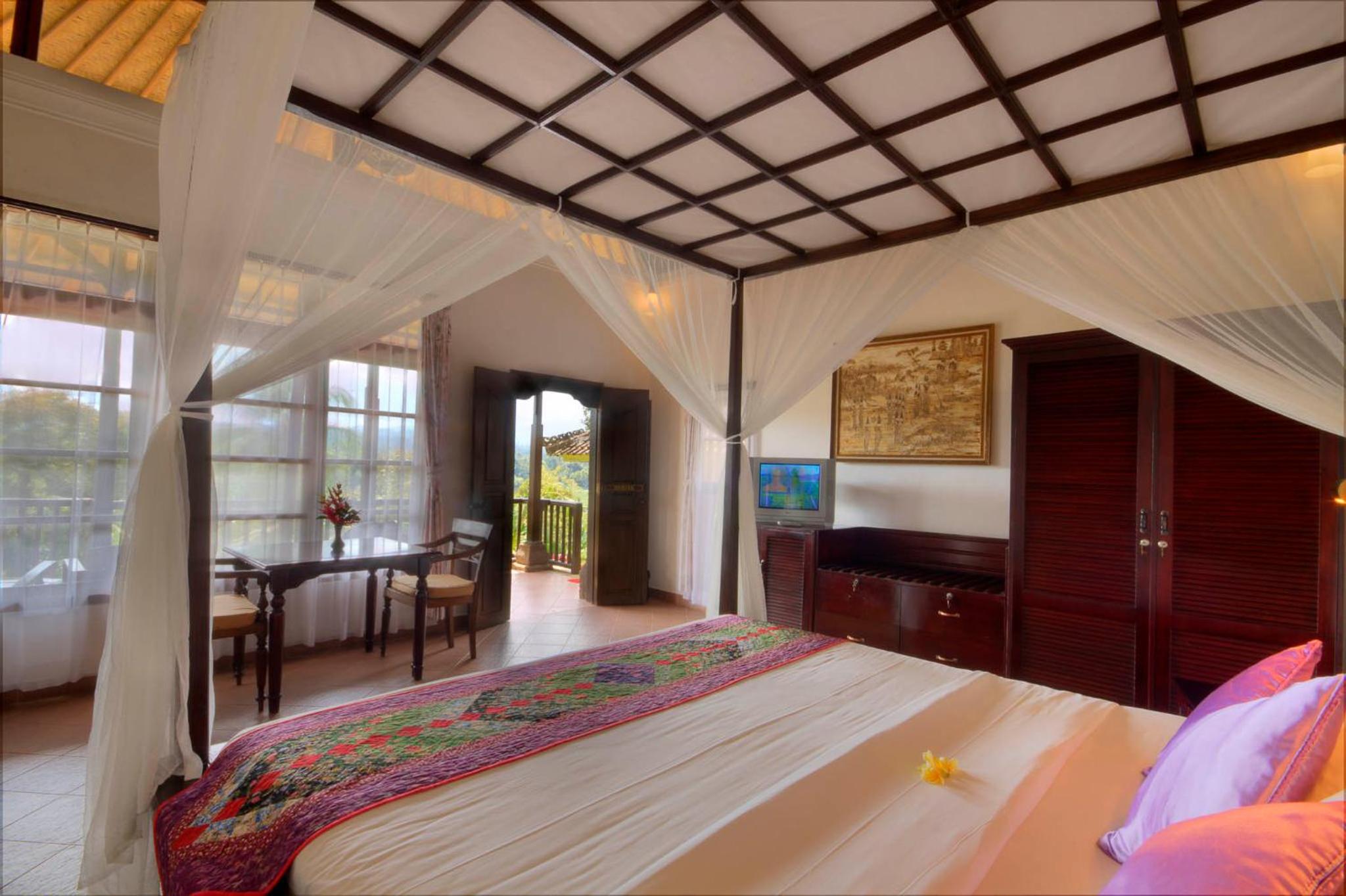 Villa with Valley View photo 1
