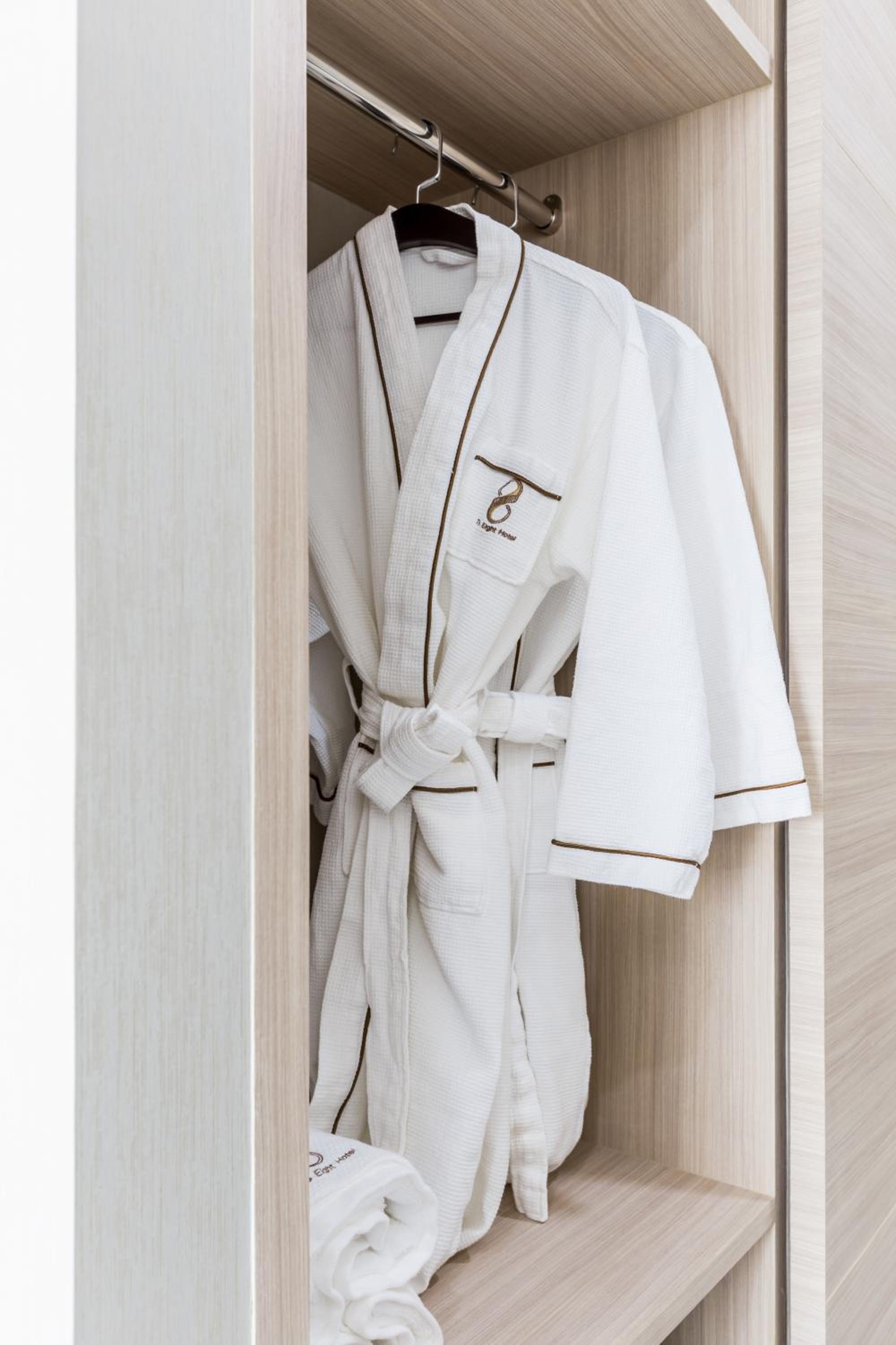 Grand Deluxe Twin - Photo 3
