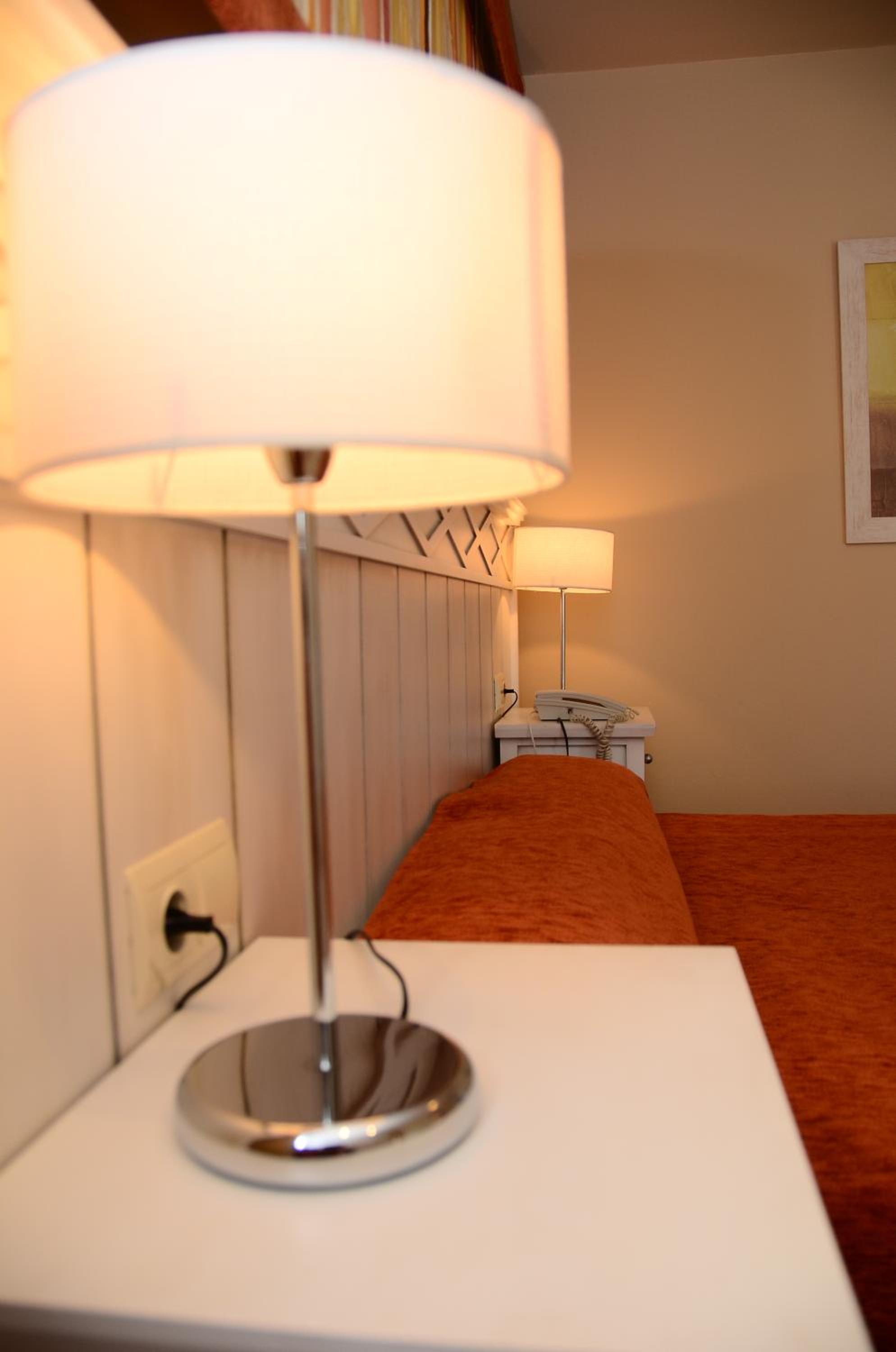 Two-Bedroom Apartment with Terrace (5 Adults) photo 2