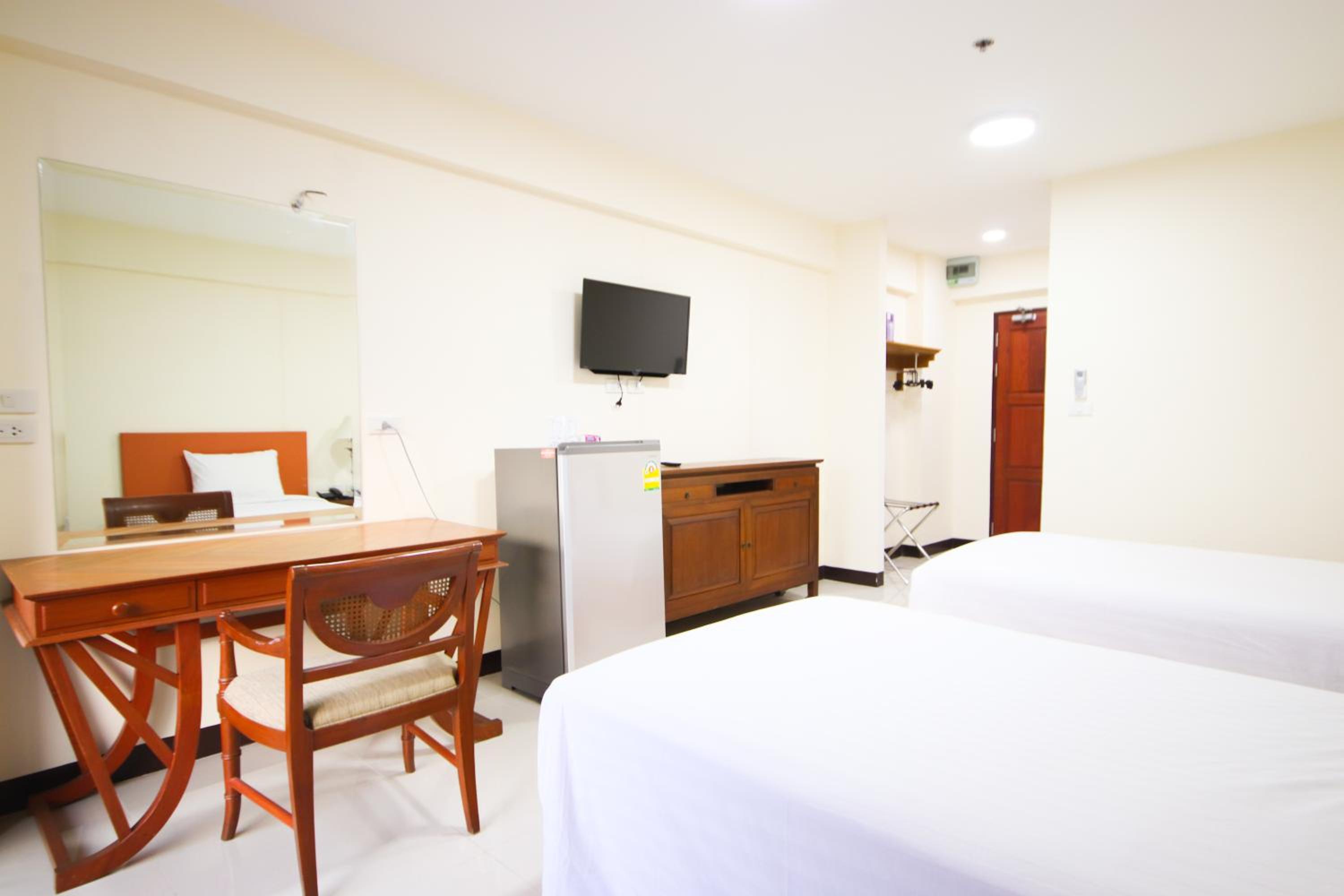 Superior Twin Room photo 2