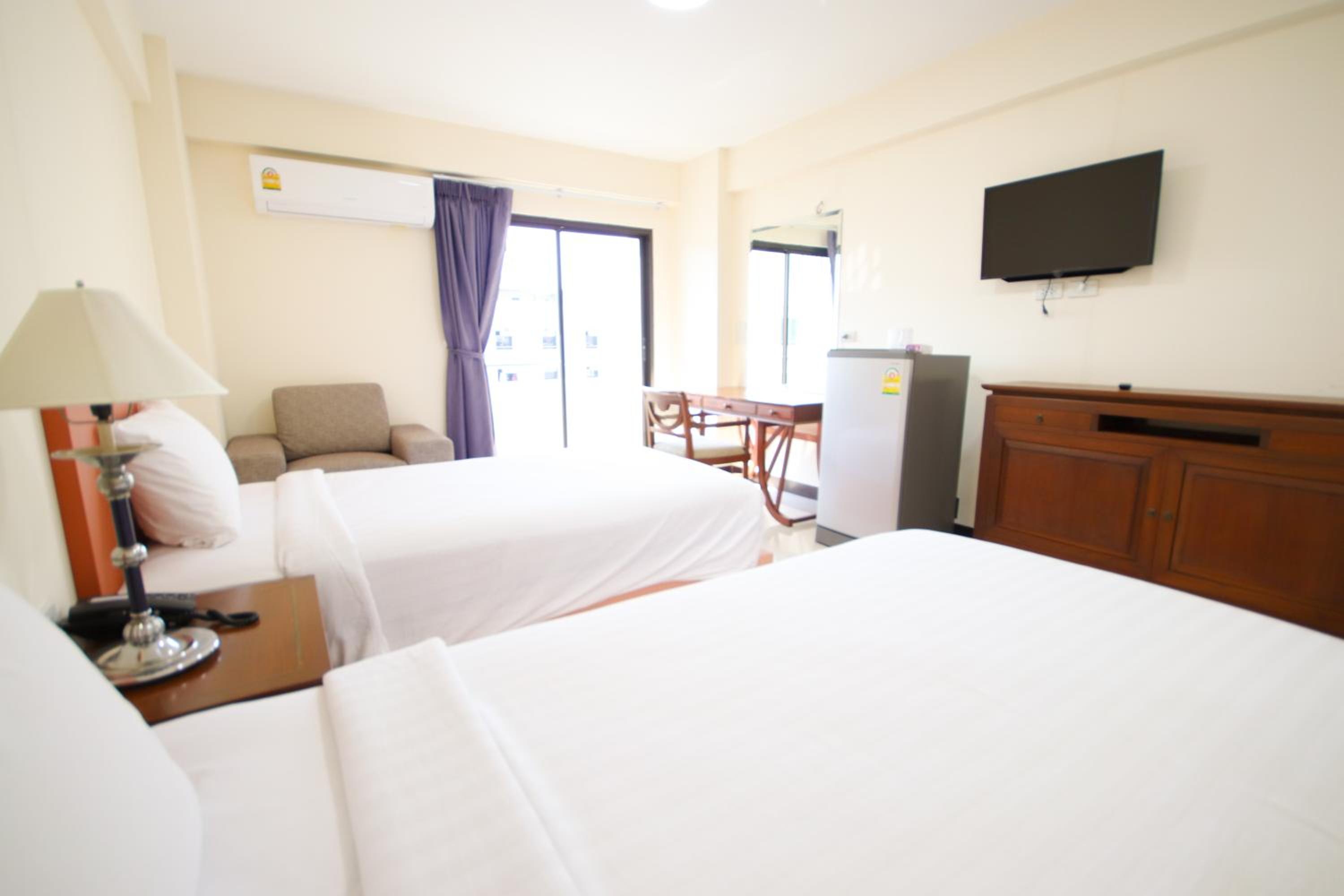 Superior Twin Room photo 3