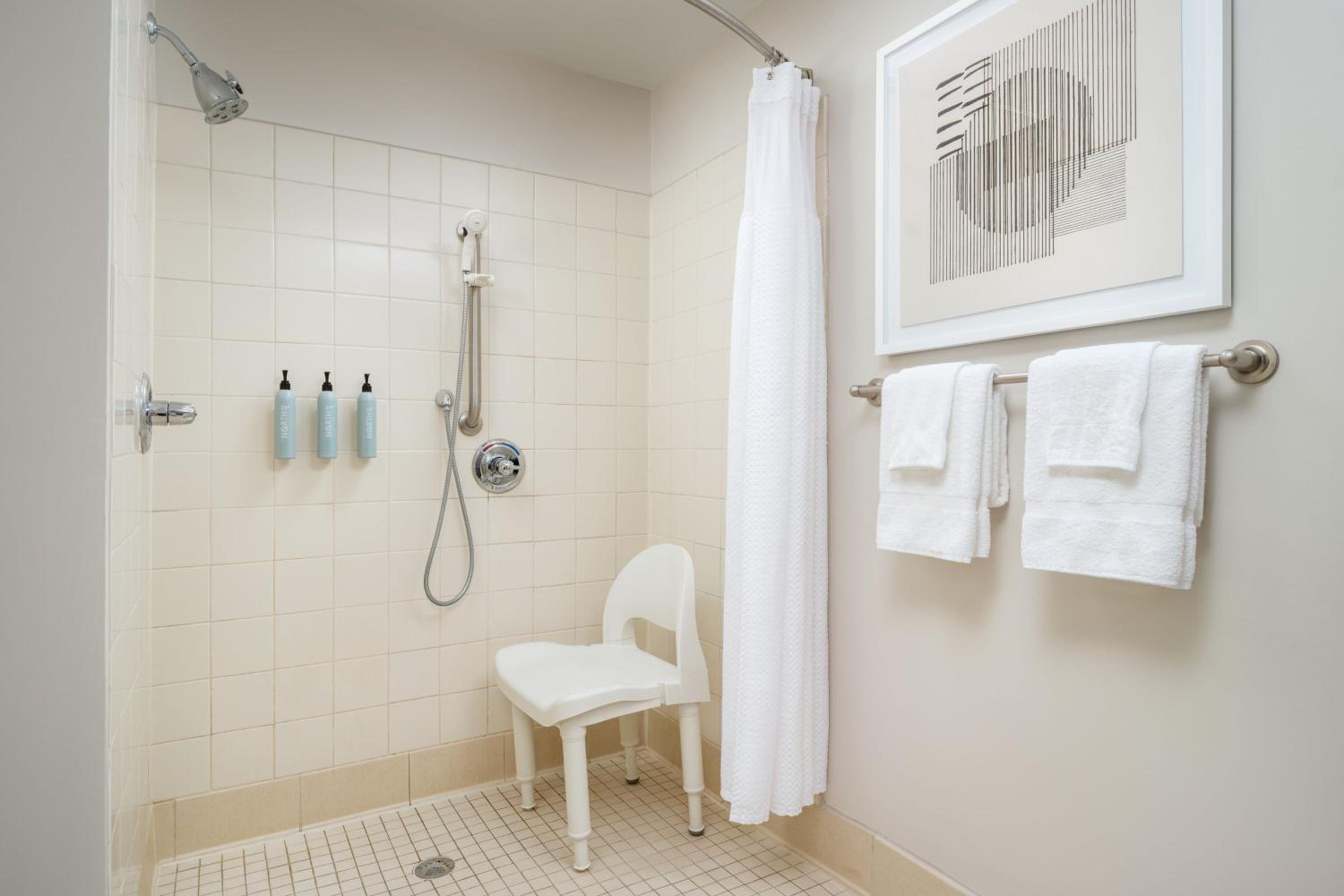 Courtyard by Marriott Kingston, Bilde 8
