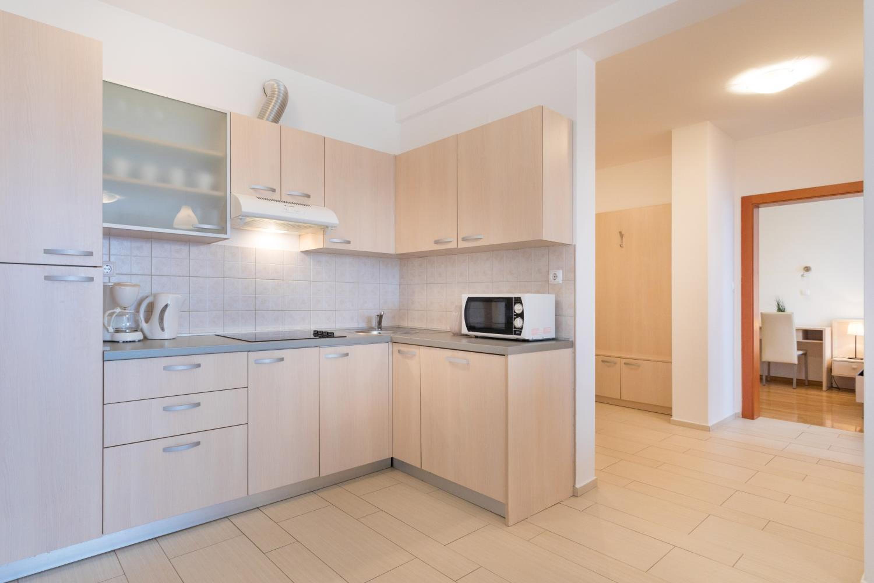 Three-Bedroom Apartment with Sea View photo 3