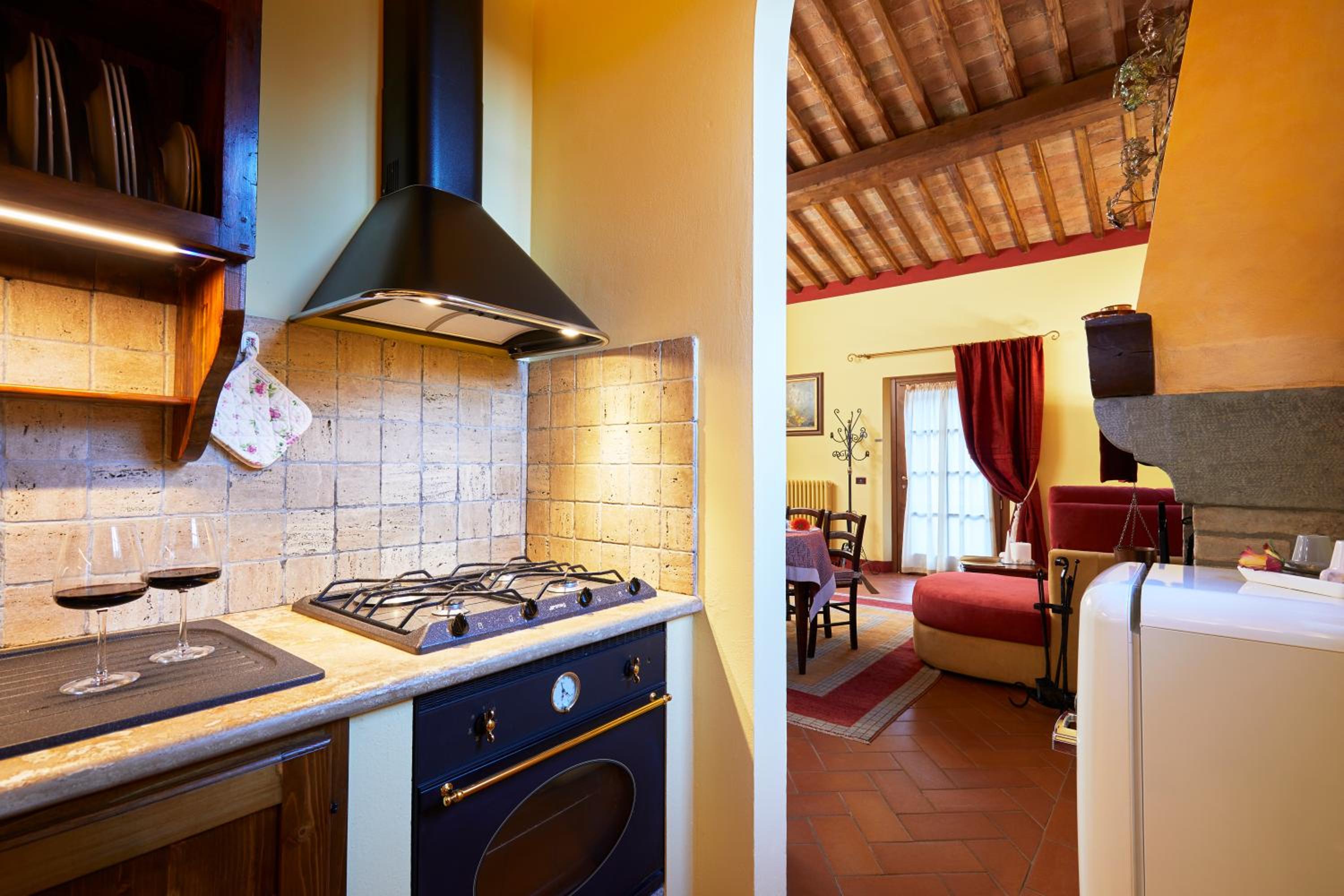 One-Bedroom Apartment with Balcony photo 2