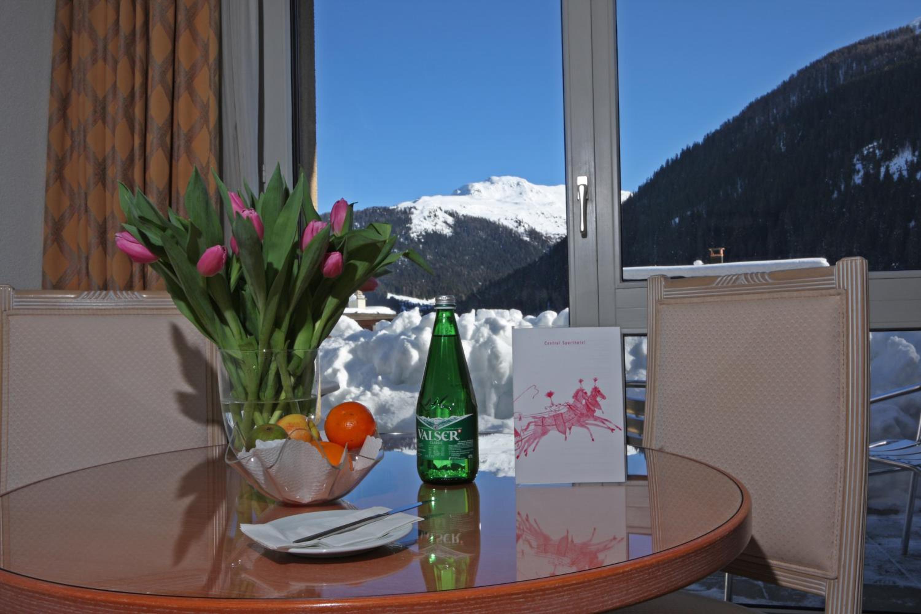 Two Bedroom Suite with Balcony - Photo 2