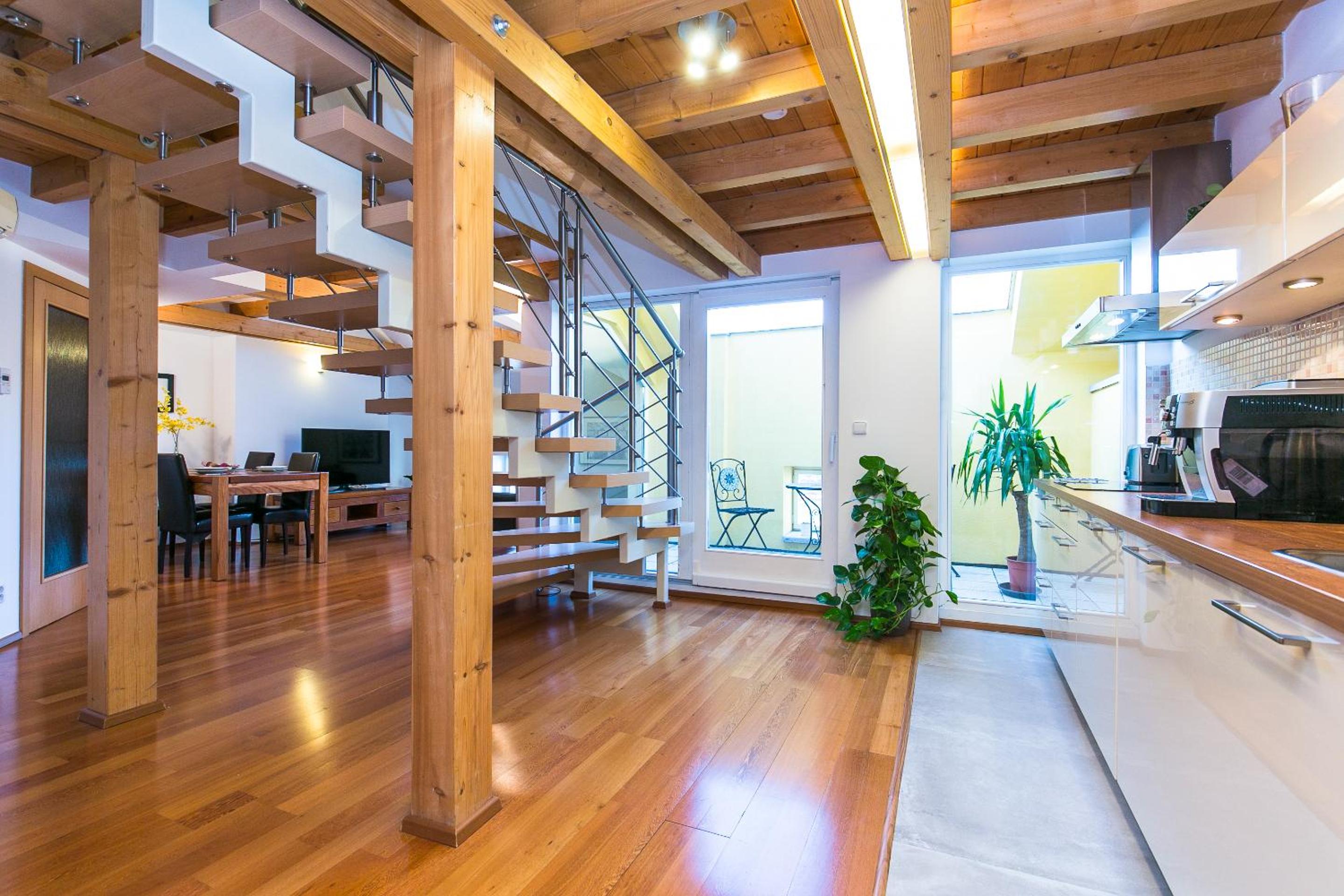 Apartment - Split Level