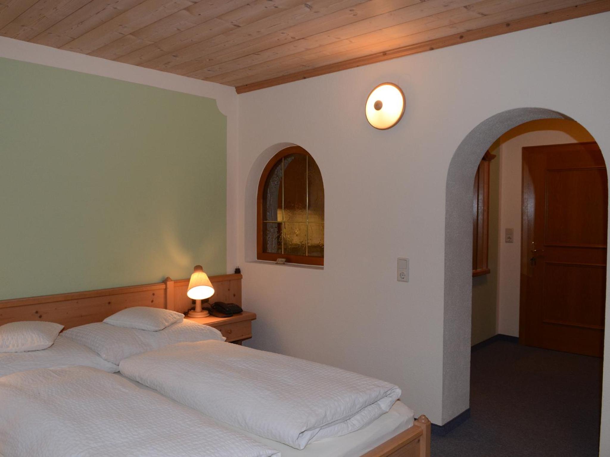 One-Bedroom Apartment with Balcony 3 photo 1