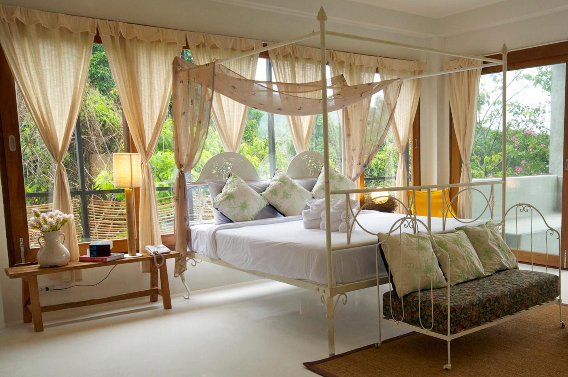 Suite With Mountain View