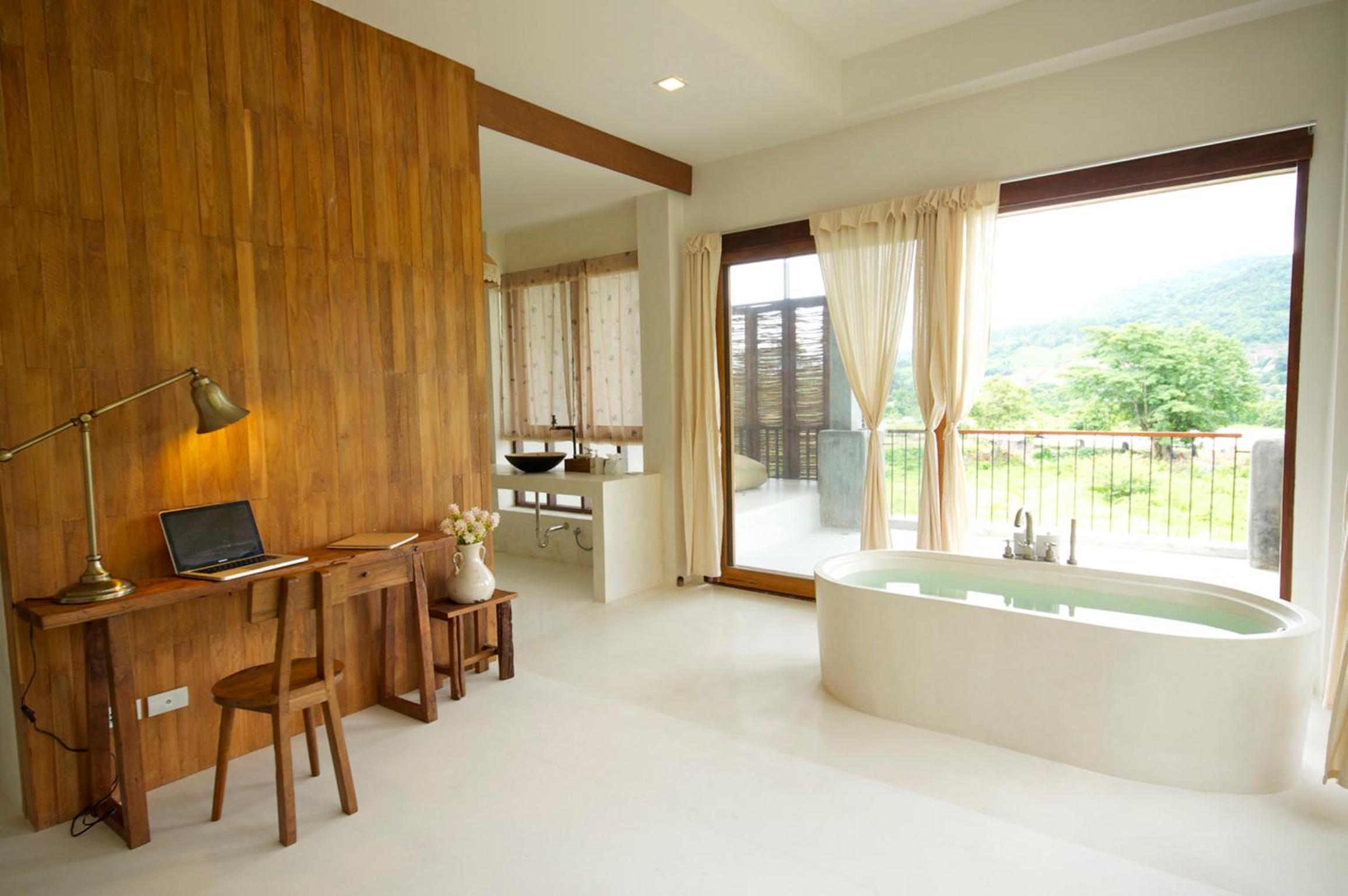 Suite Mountain Room