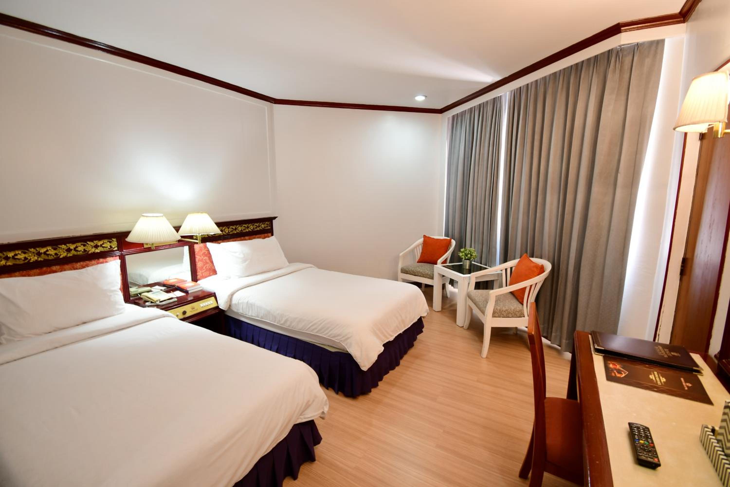 Deluxe Twin Room photo 3