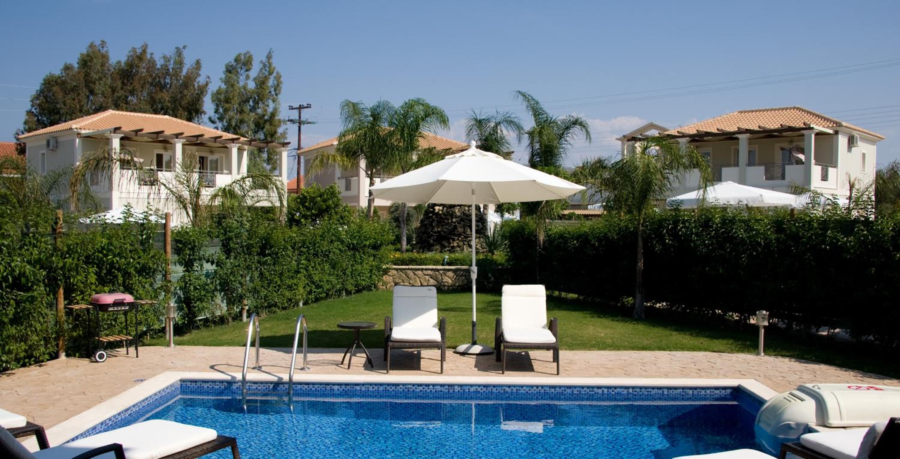 Three-Bedroom Villa - Photo 13