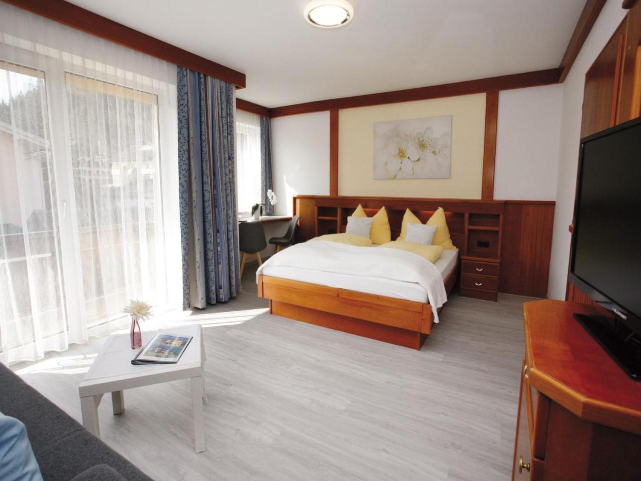 Double Room with Balcony photo 1