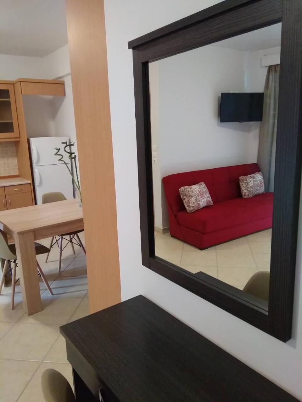 Studio Apartment - Photo 6