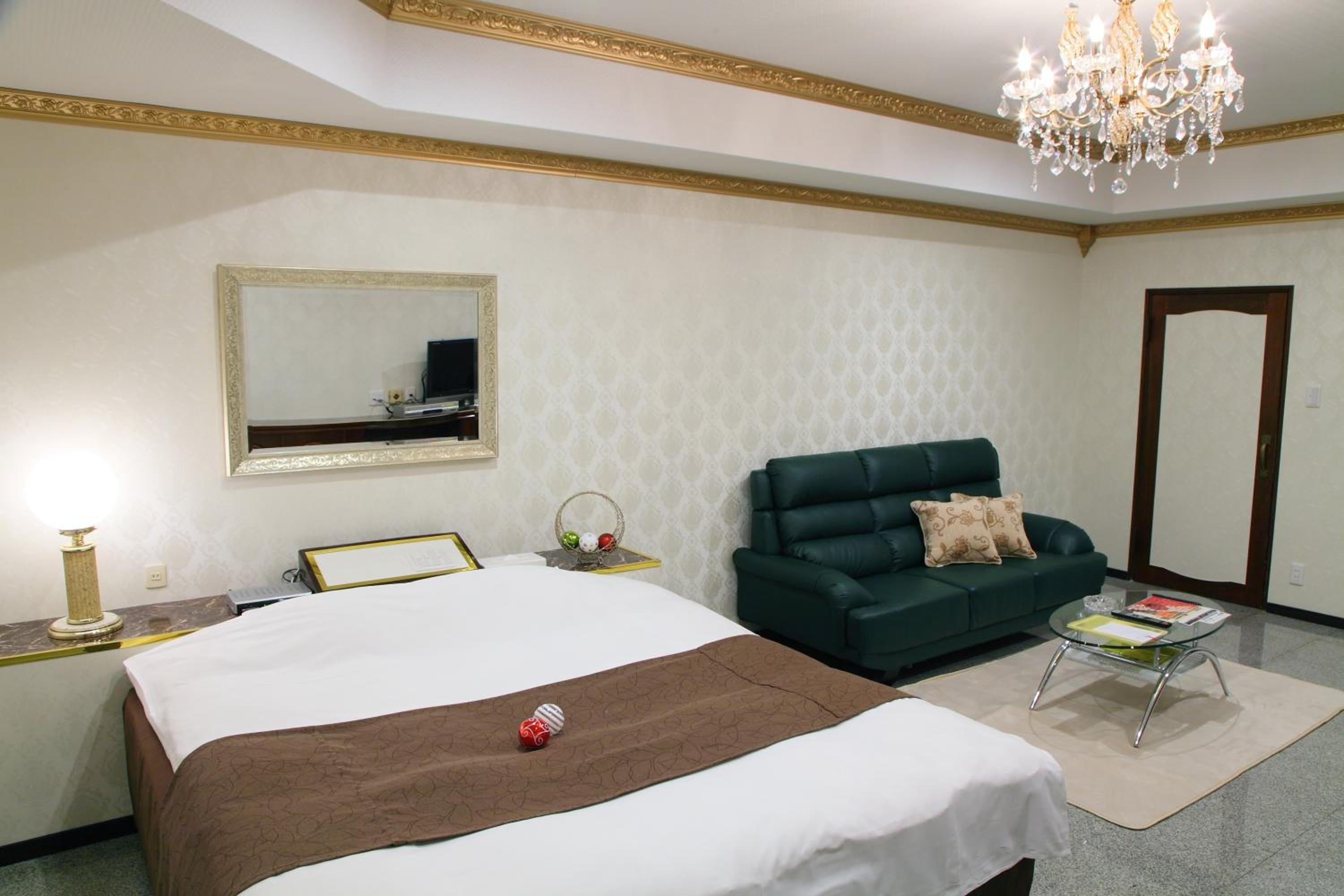 Standard Double Room - Smoking - Photo 5