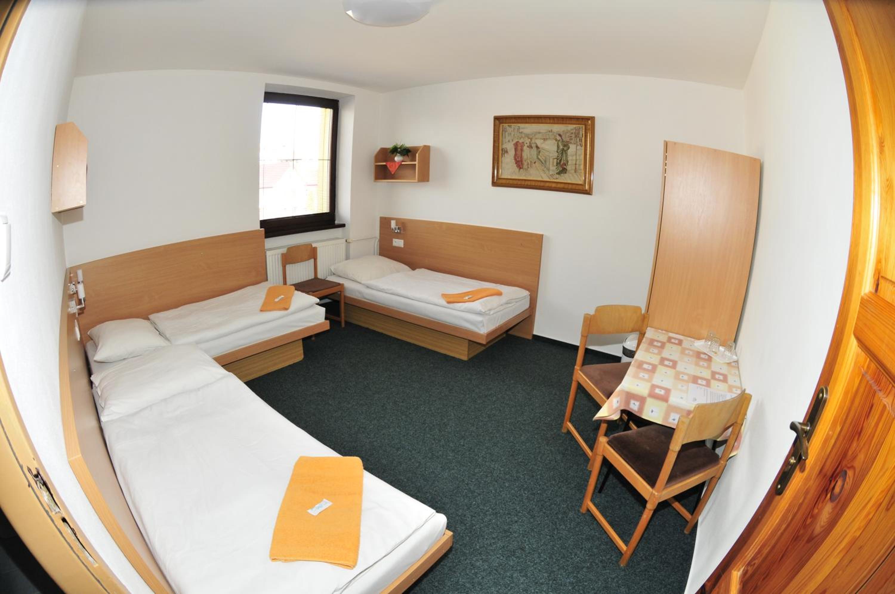 Standard Triple Room photo 3