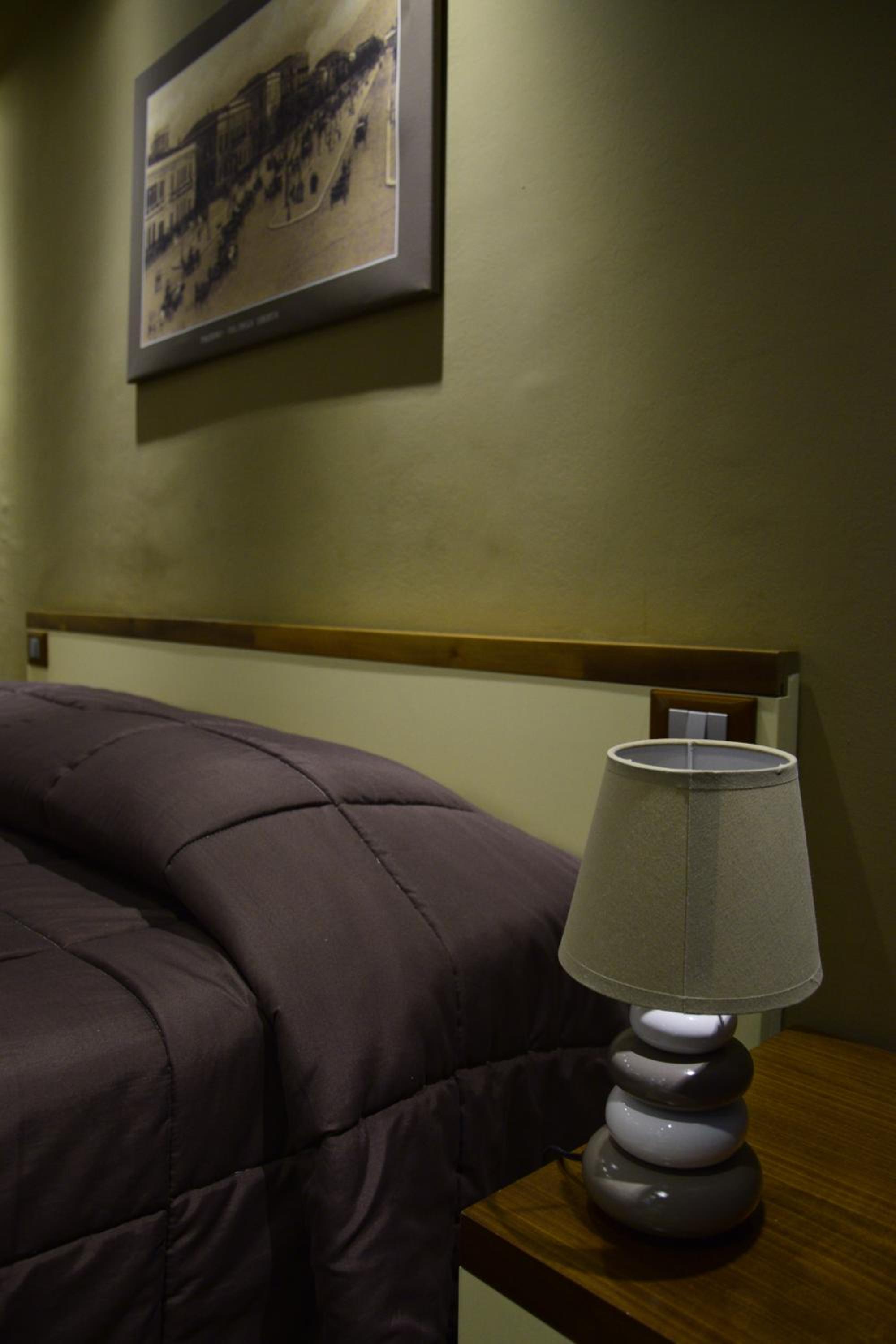 Standard Triple Room - Photo 8